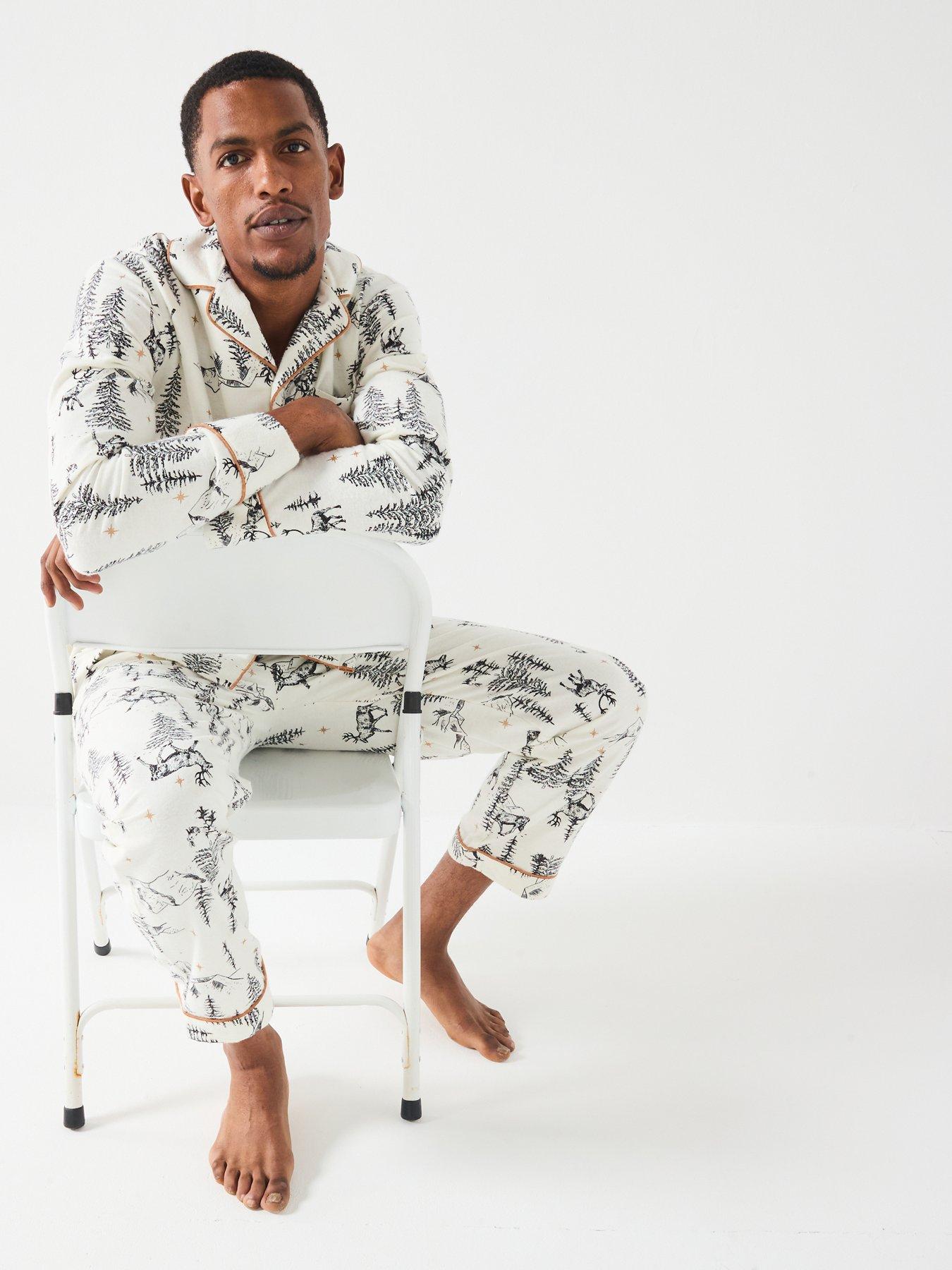 Image 6 of 7 of The Very Collection Mens Family Christmas Pj Winter Wonderland Woven Revere Set - Cream