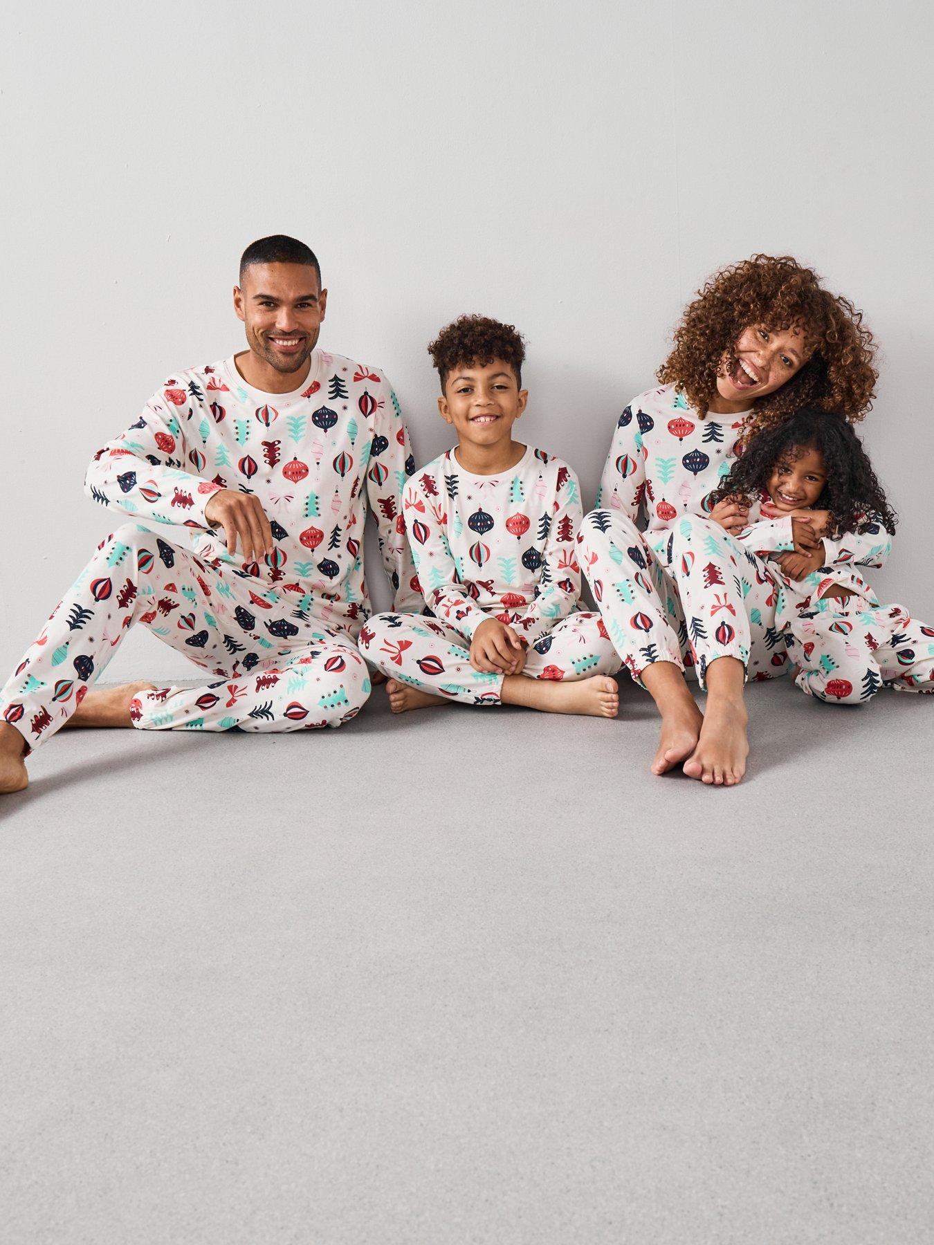 undefined Mens Family Christmas PJ Xmas Decoration Longsleeve T-Shirt with Jogger Set - White