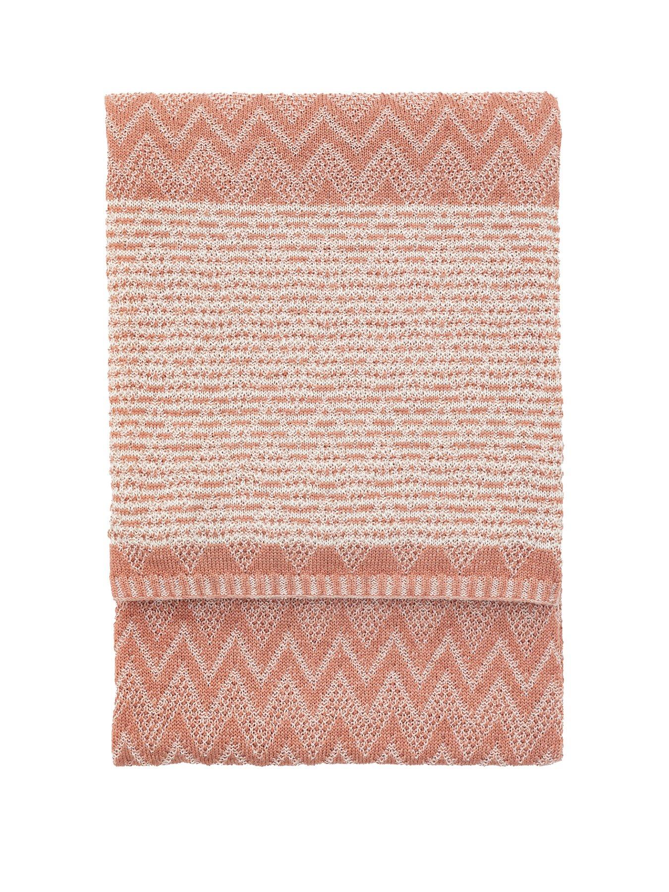  image of gallery-nalu-knitted-herringbone-throw-apricotnbsp