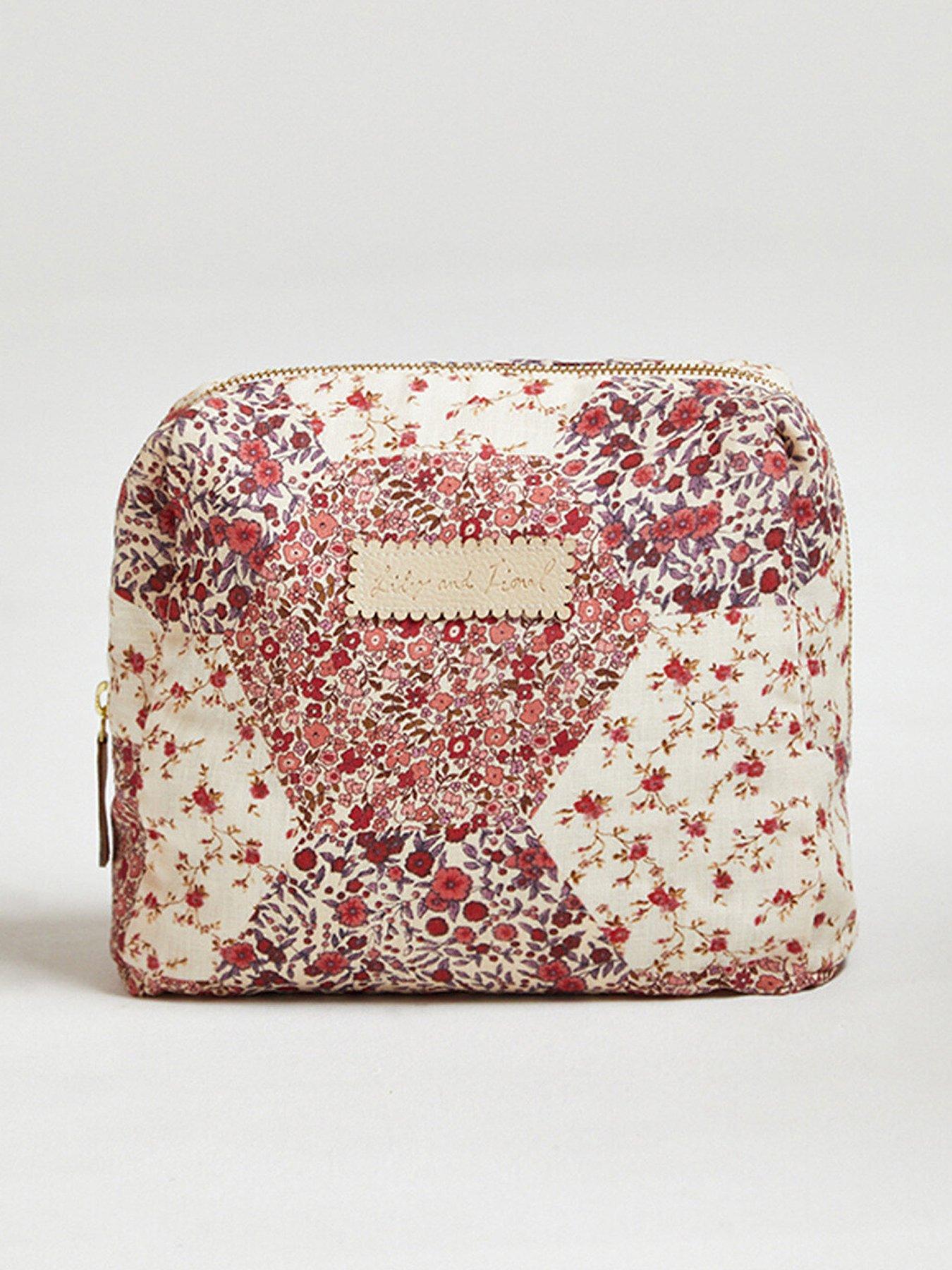 lily-lionel-nola-aster-patchwork-print-wash-bag-pink