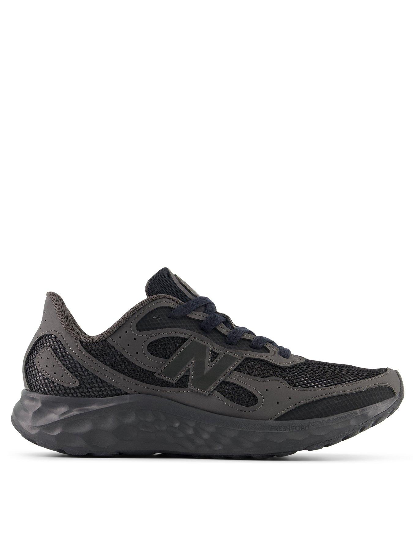undefined Mens Running Fresh Foam Arishi V4 Trainers - Black