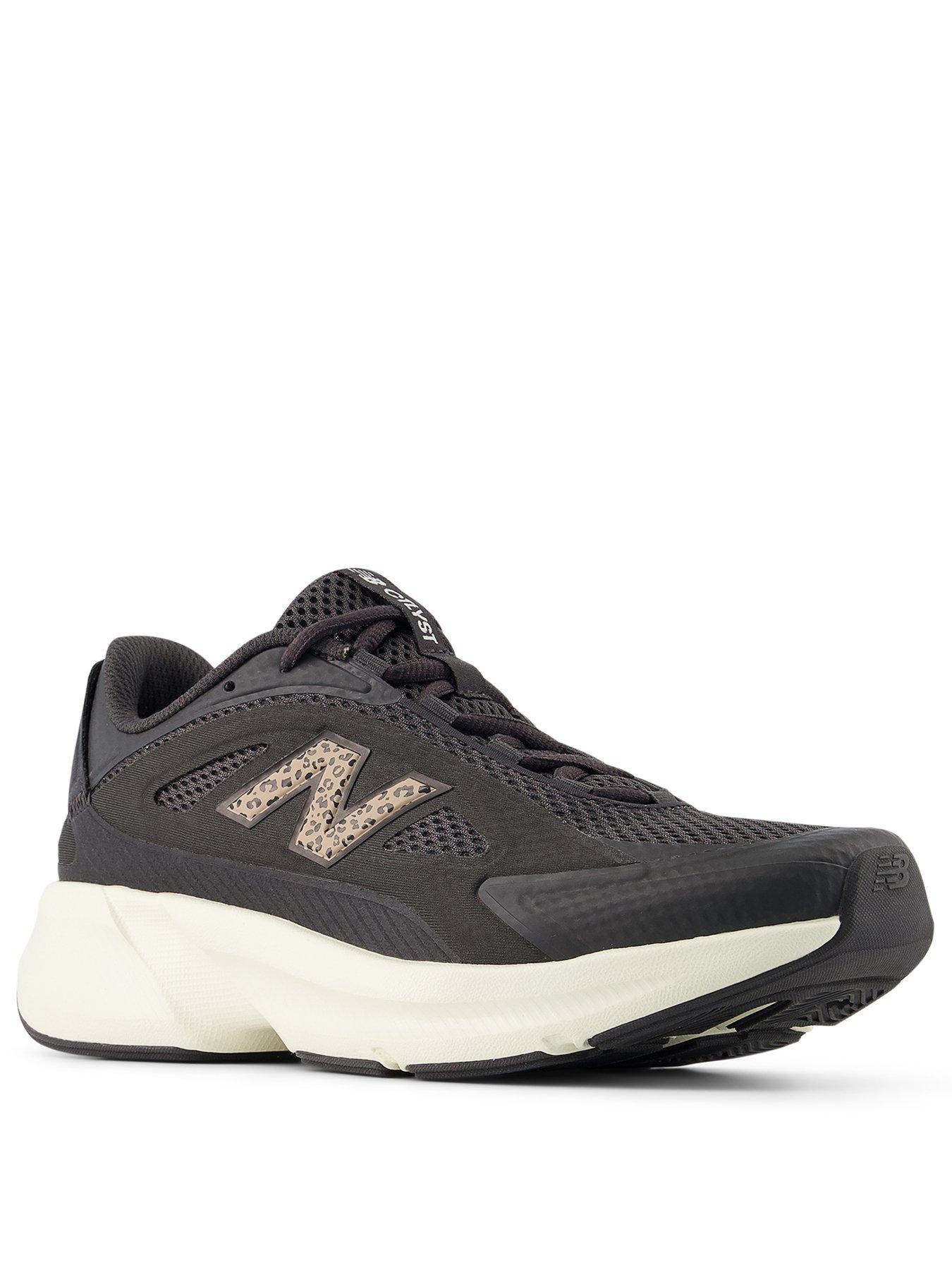  image of new-balance-womens-training-catalyst-trainers-black