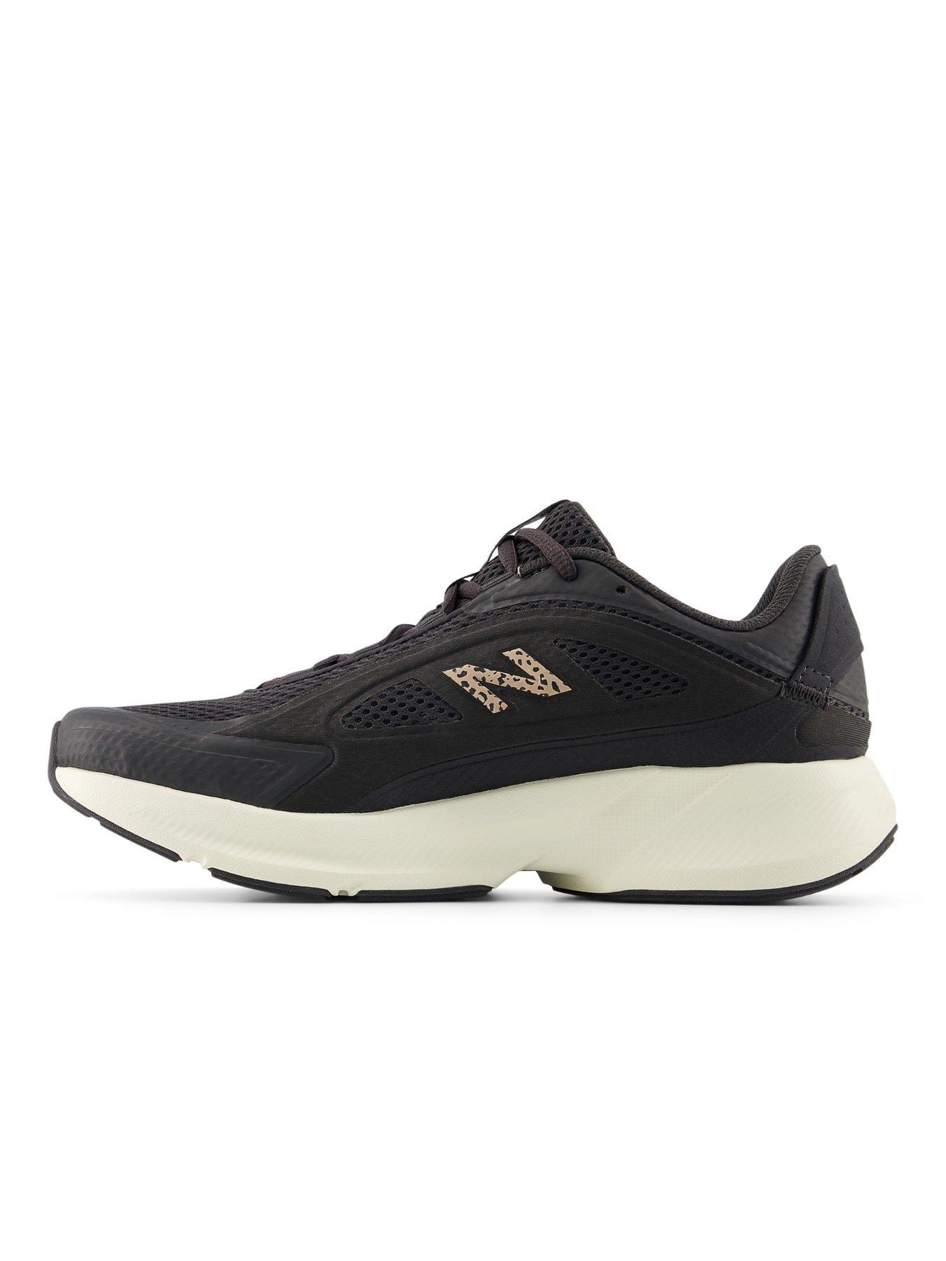  image of new-balance-womens-training-catalyst-trainers-black