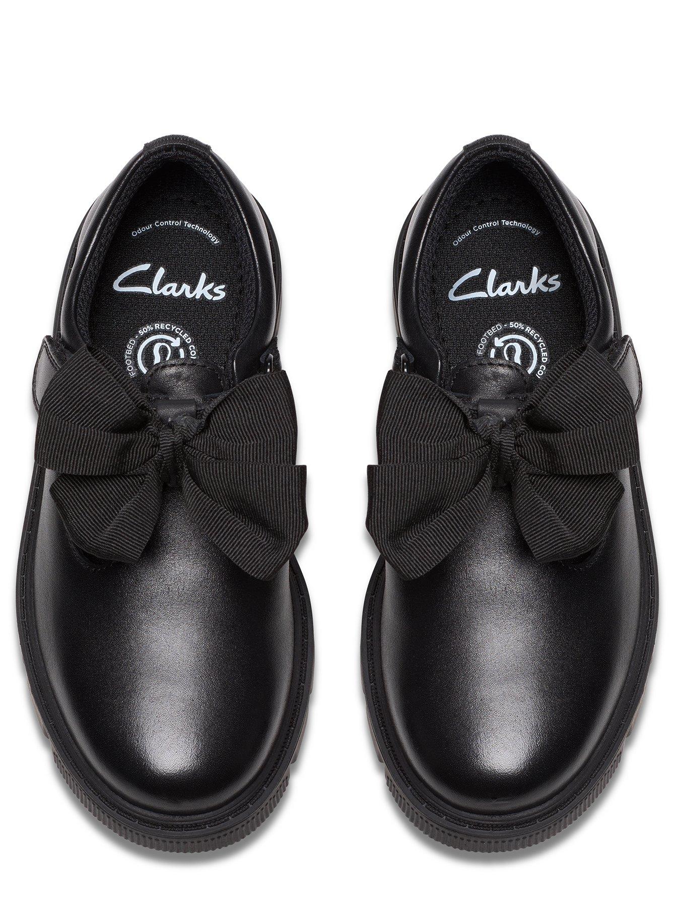 Image 4 of 6 of Clarks Lorcam Hope K. Older/junior&nbsp;- Black