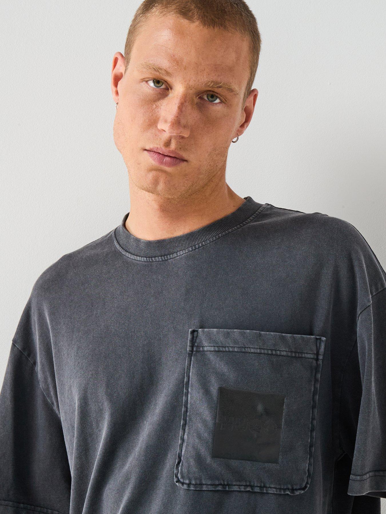  image of hugo-oversized-fit-darfel-acid-washed-pocket-t-shirt-black