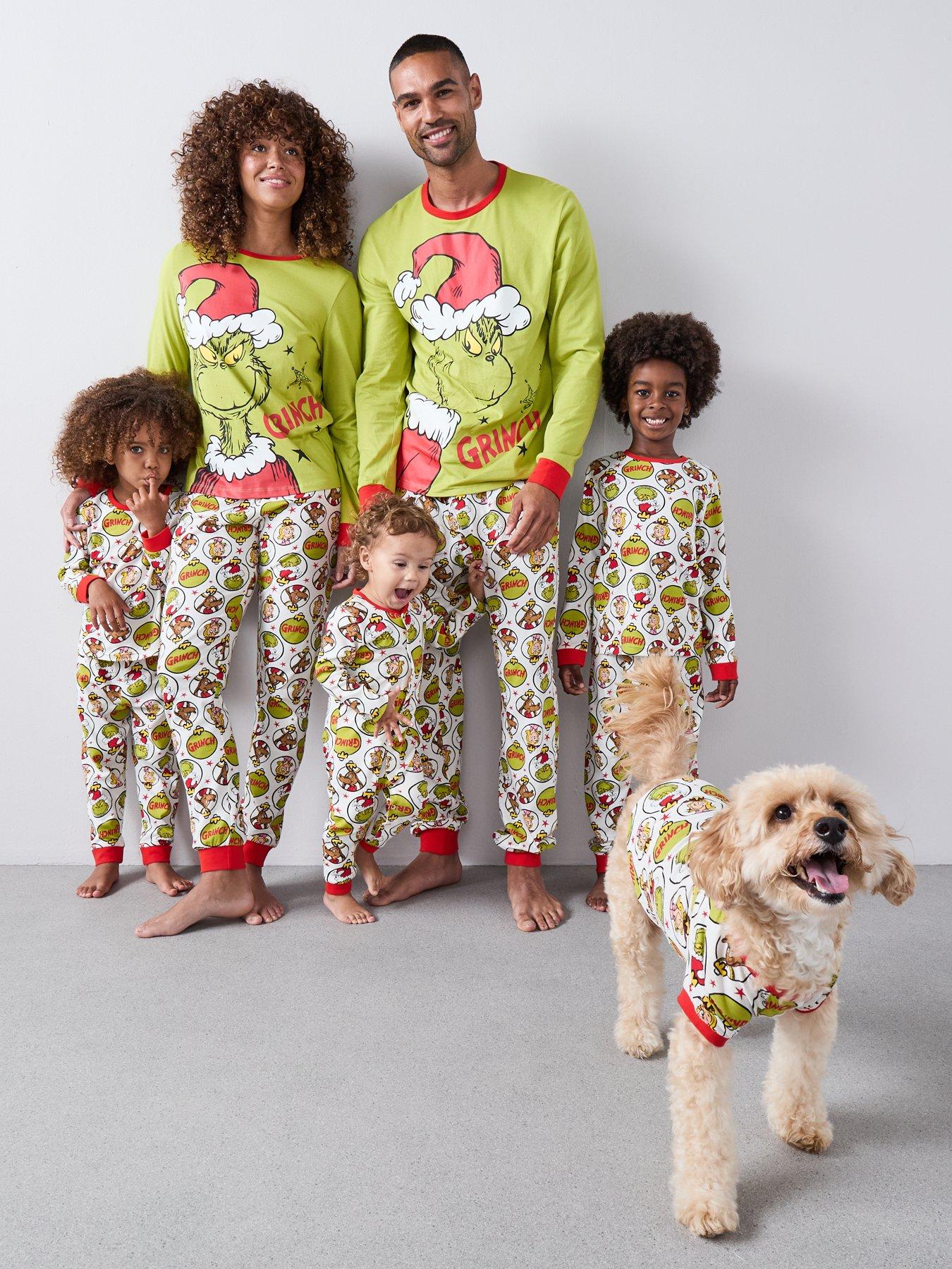 The Very Collection Mens Grinch Family Chirstmas Pj  - Green