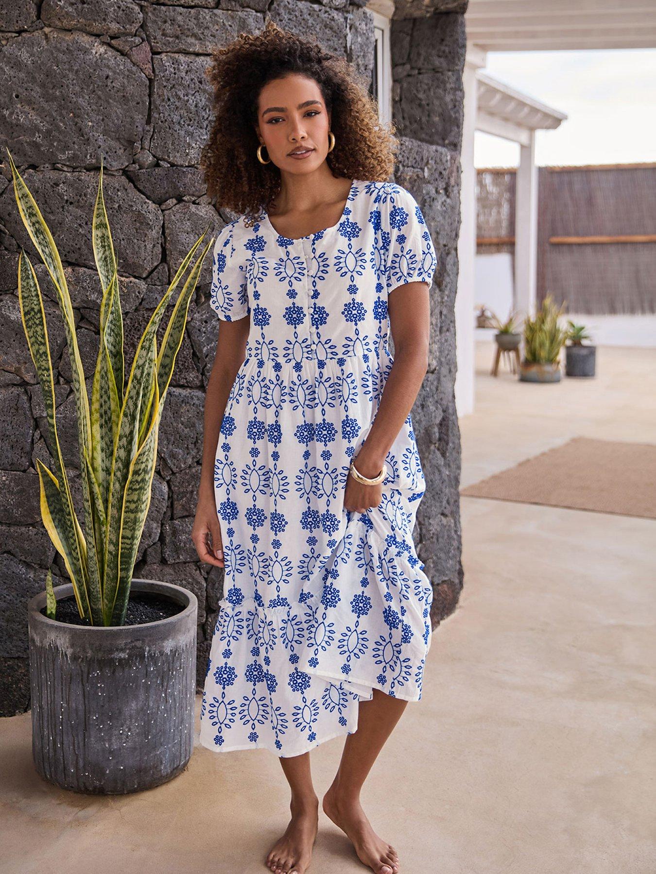mco-embroidery-button-dress