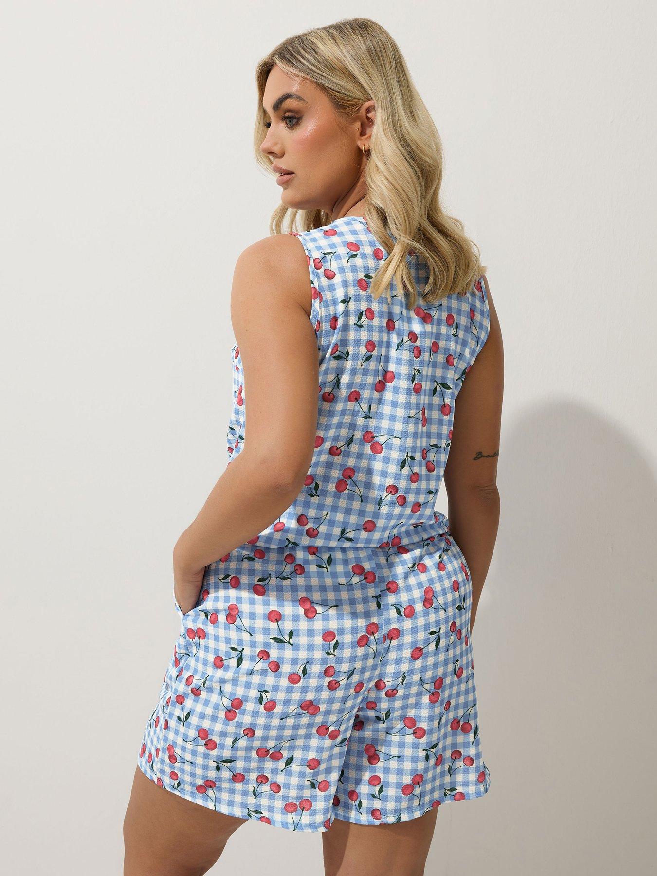  image of yours-curve-cherry-short