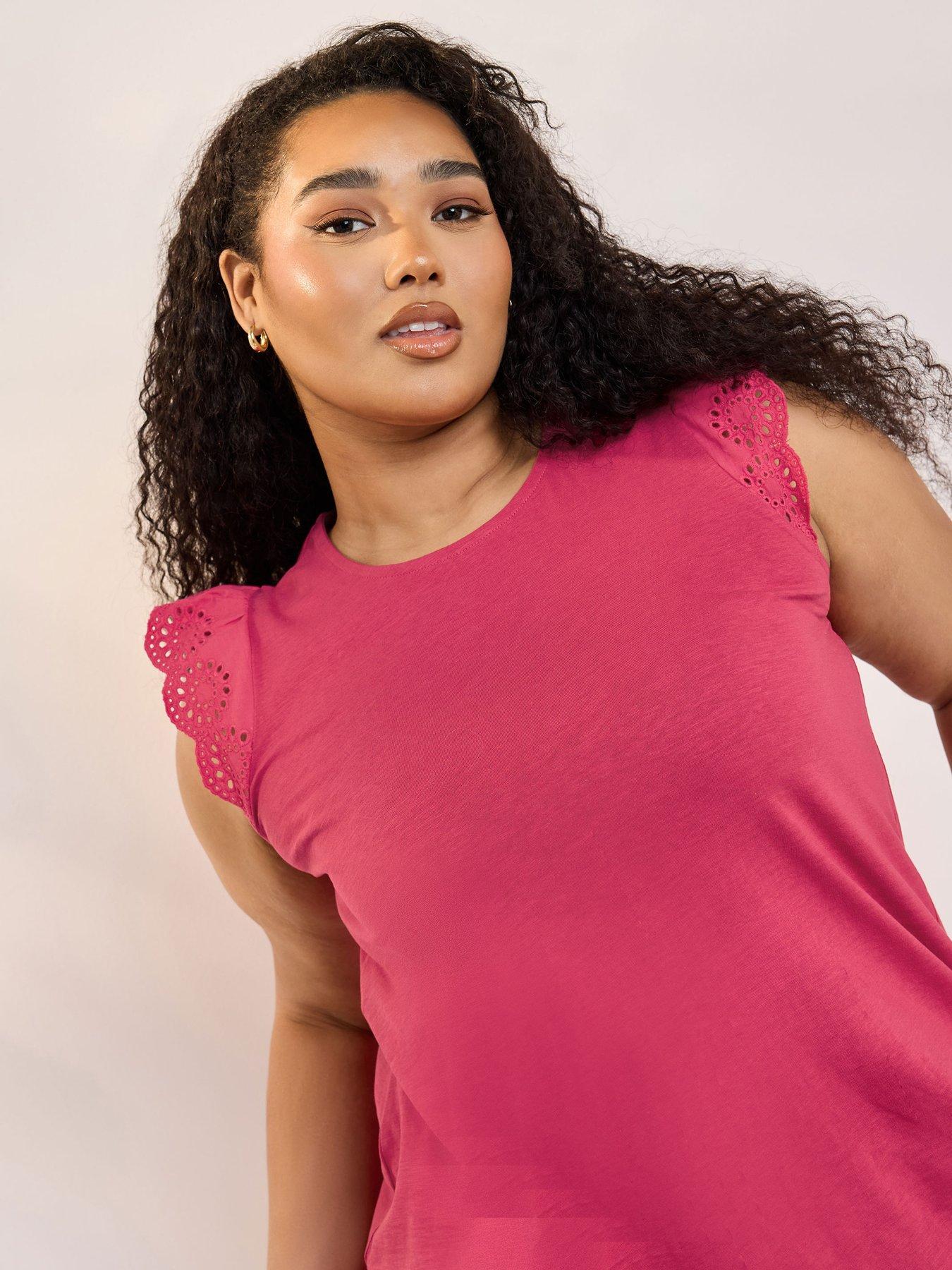  image of yours-curve-anglaise-frill-vest