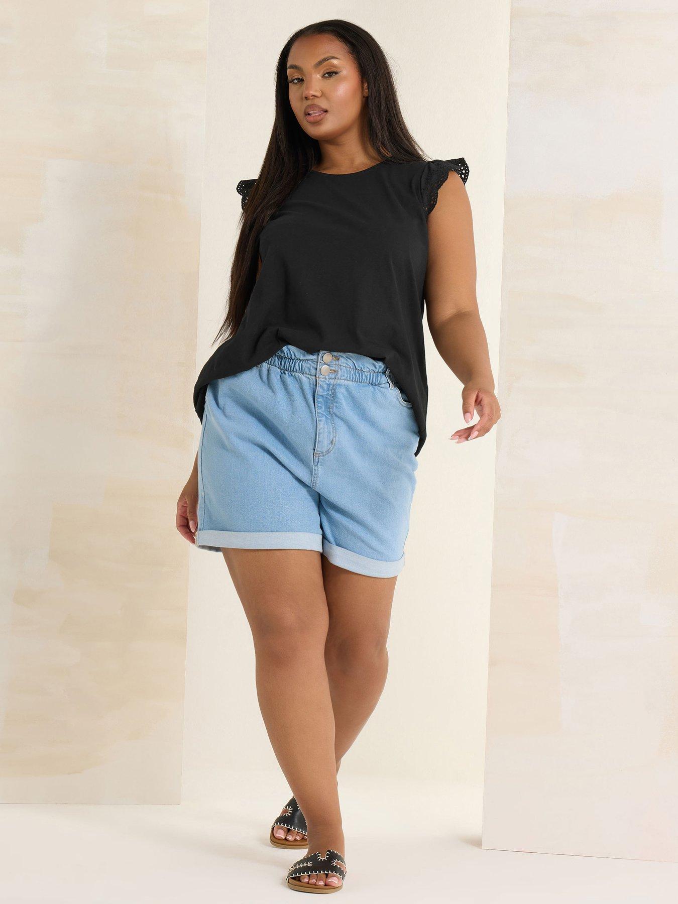  image of yours-curve-anglaise-frill-vest