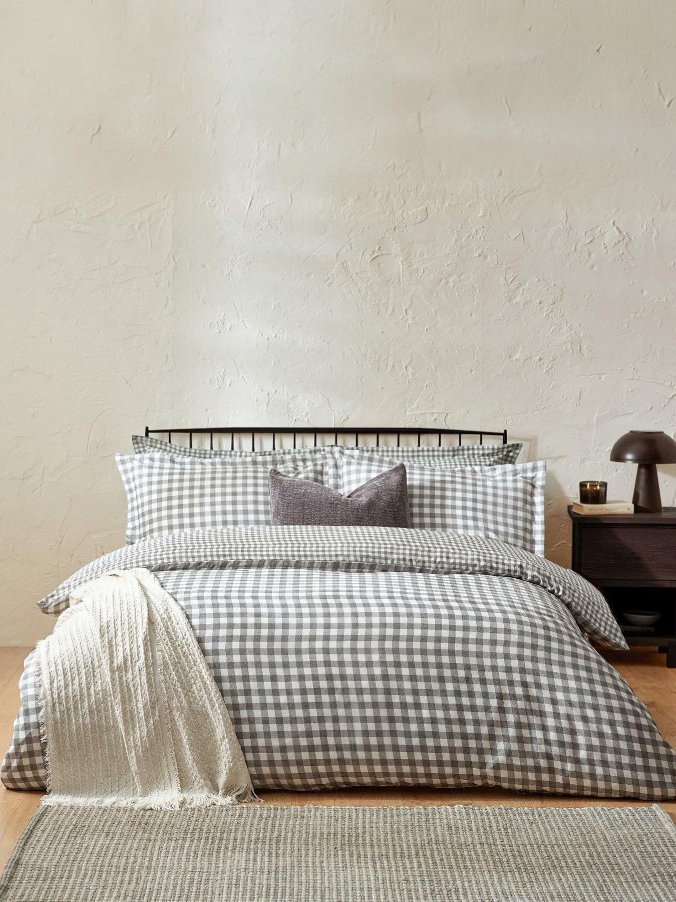 yard-barton-duvet-cover-and-pillowcase-set-grey