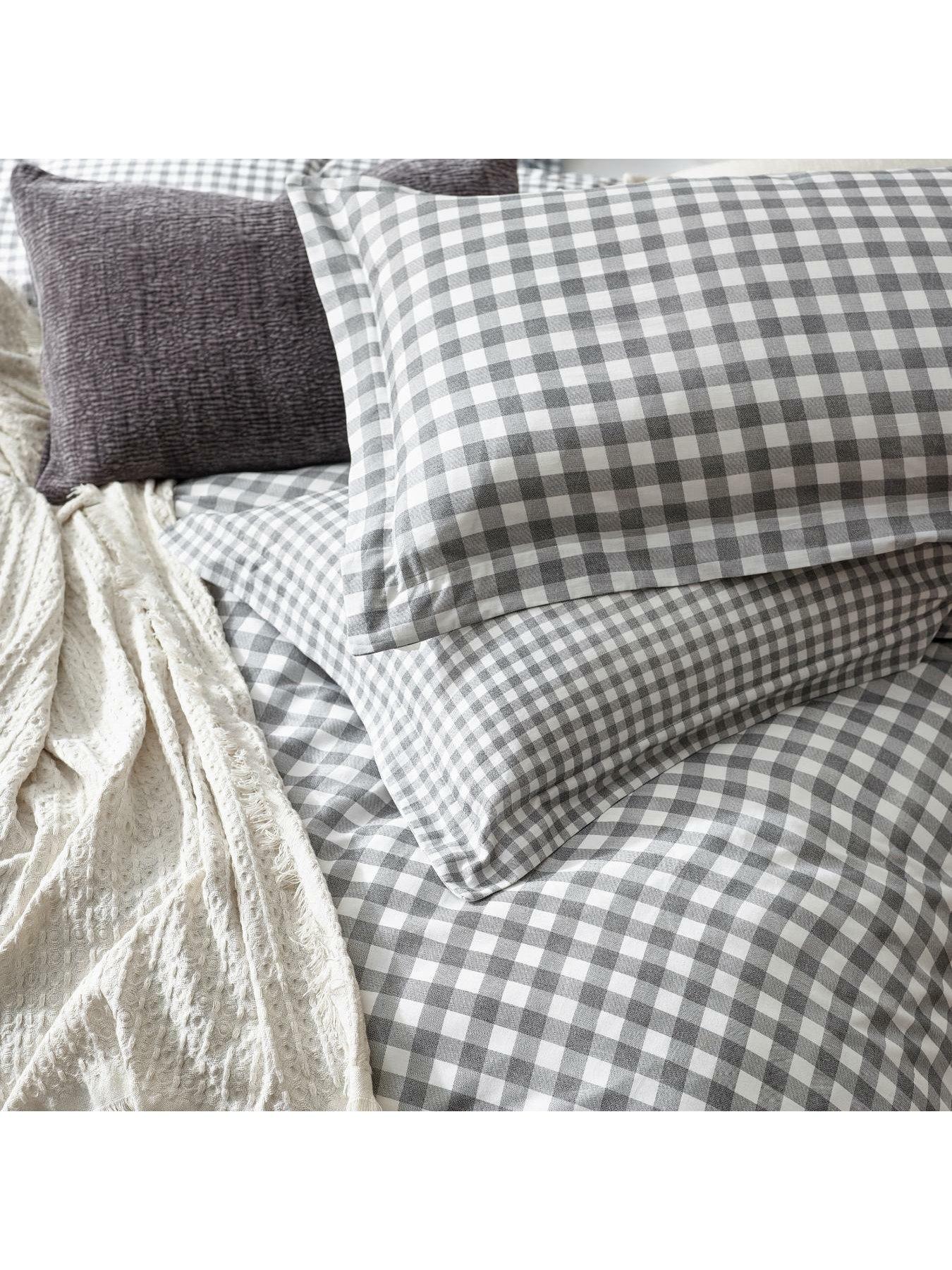 Image 3 of 4 of Yard Barton Duvet Cover and Pillowcase Set - Grey