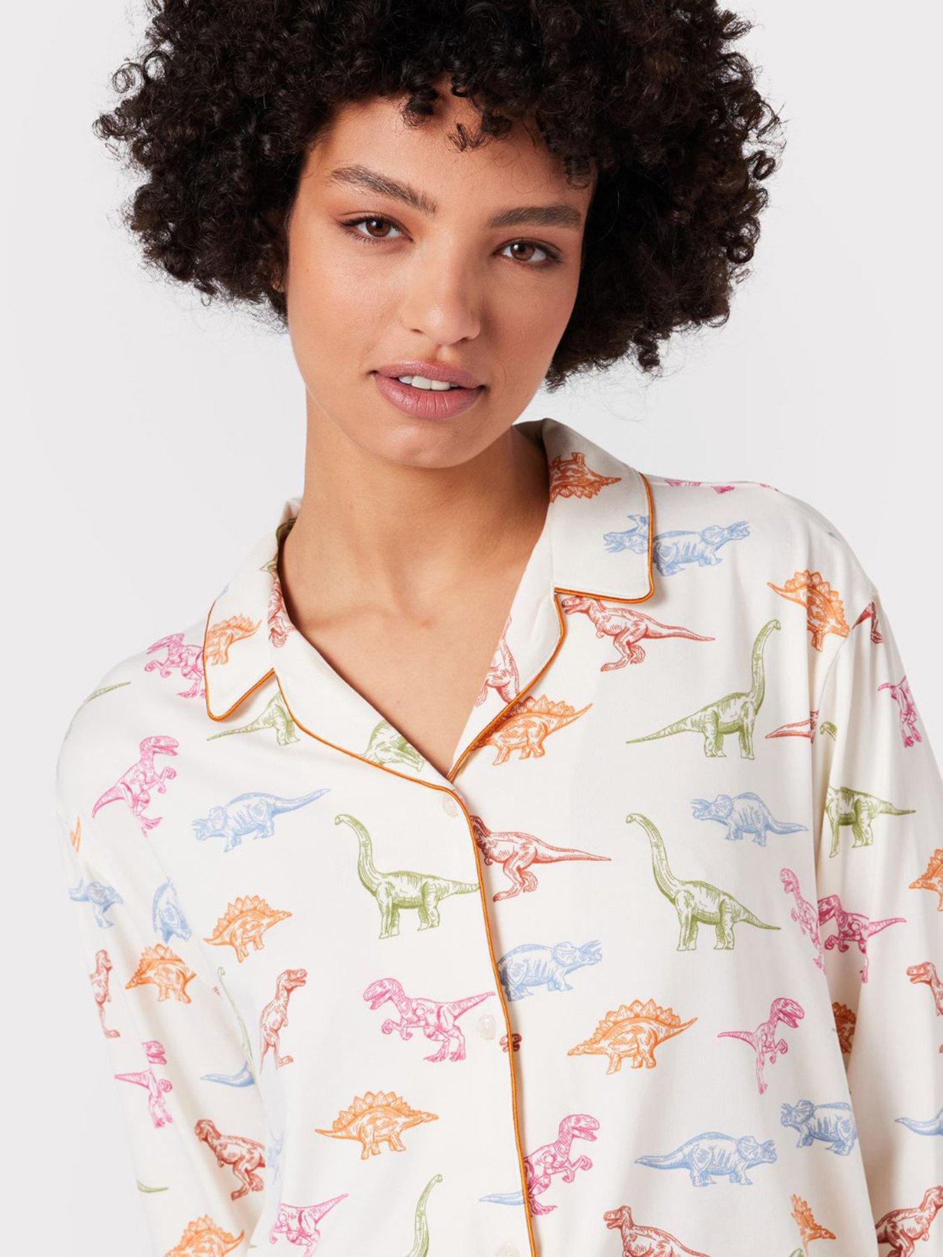 Image 5 of 6 of CHELSEA PEERS Dinosaur Print Short Pyjama Set