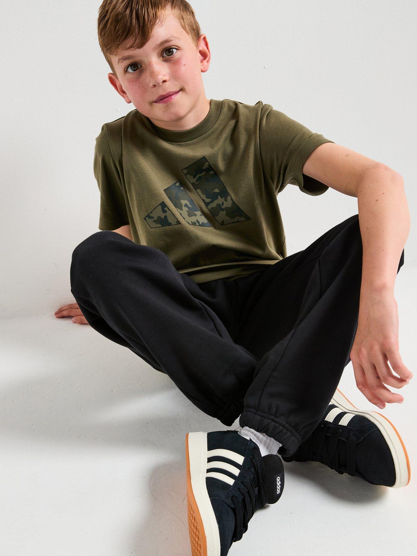 Image 1 of 6 of adidas Sportswear Junior Unisex Graphic T-shirt-green