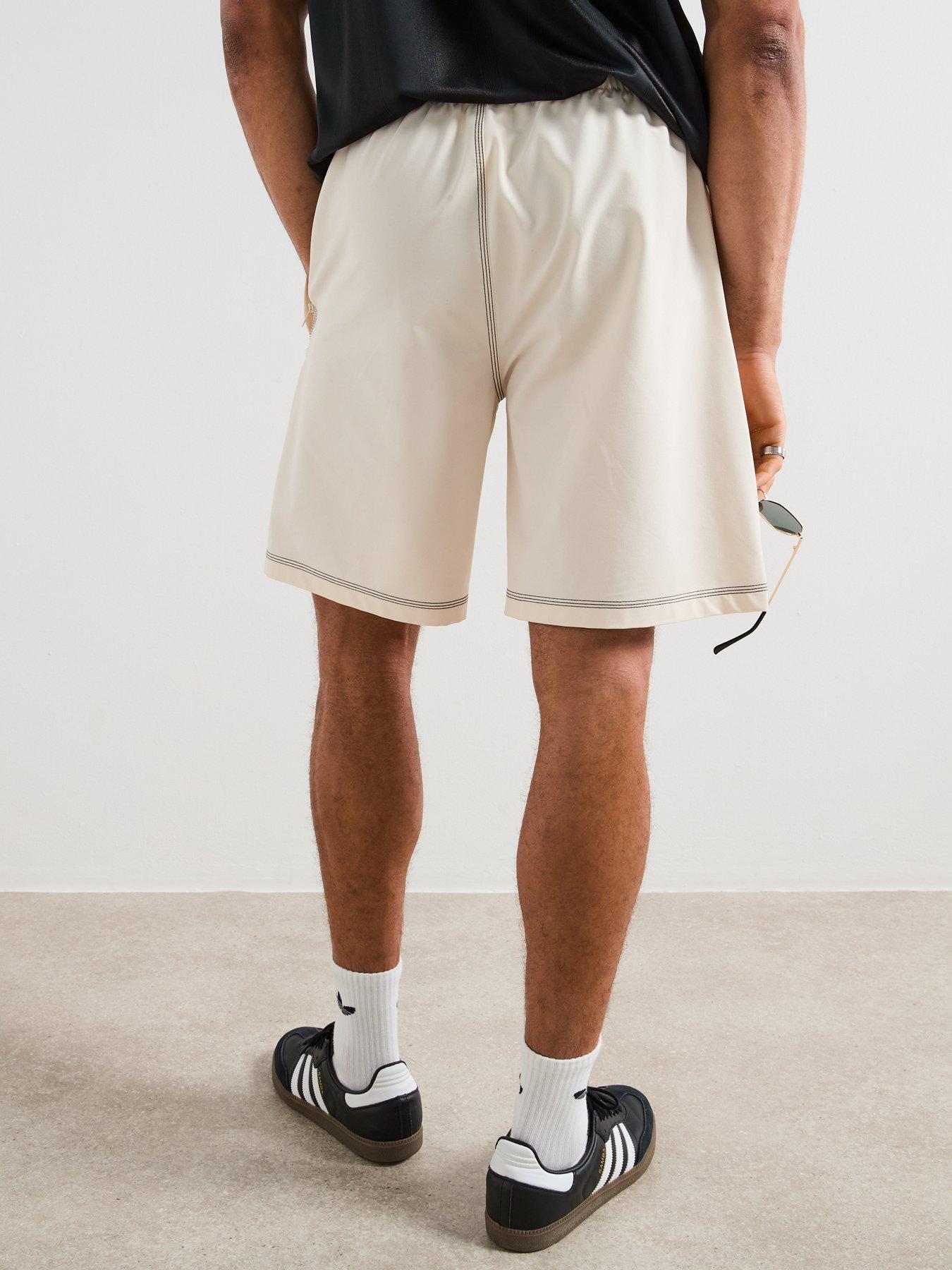 Image 2 of 6 of adidas Originals Men's Trefoil Essentials Shorts - White