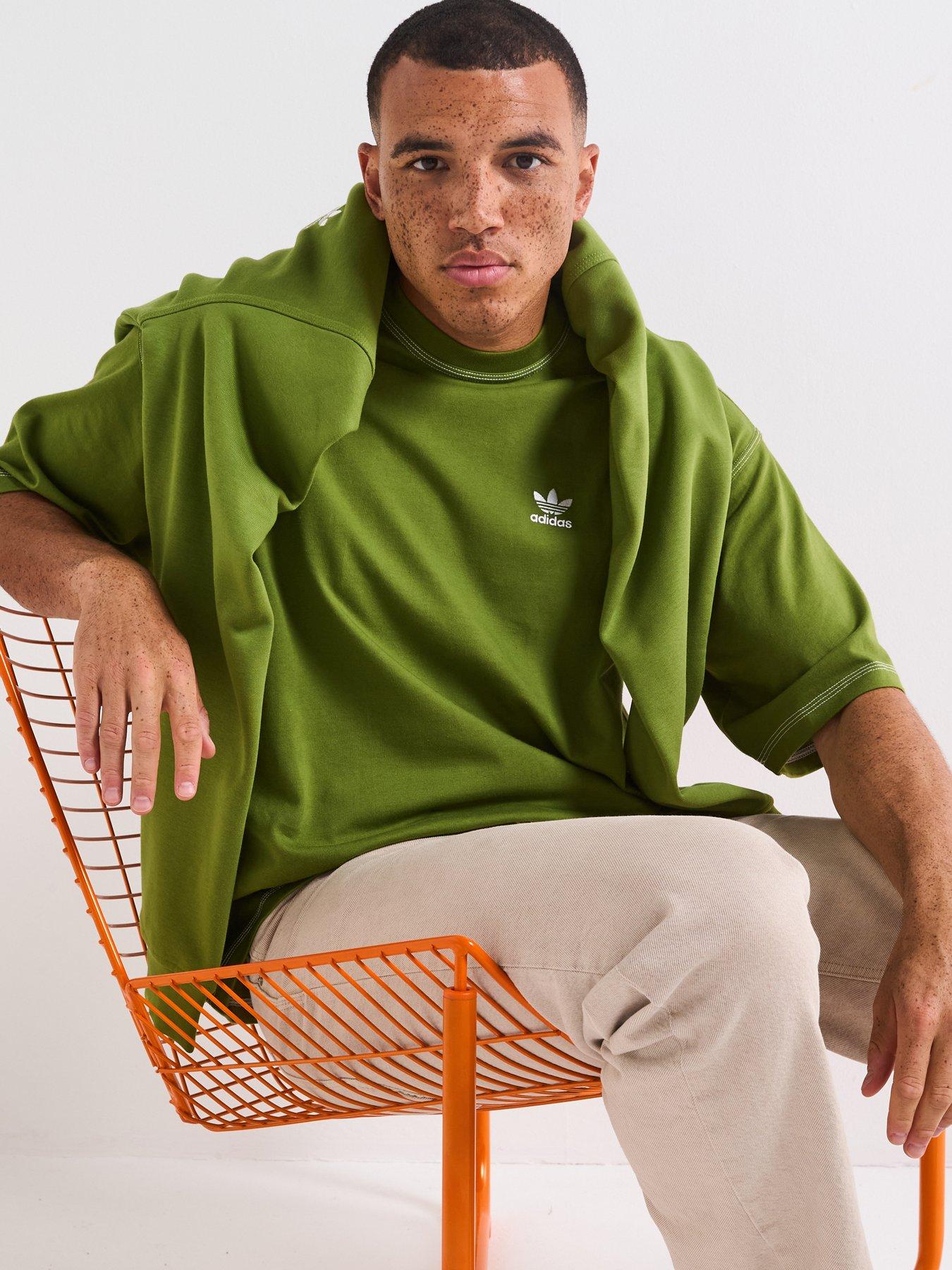 Image 4 of 6 of adidas Originals Men's Trefoil Essentials T-Shirt - Green