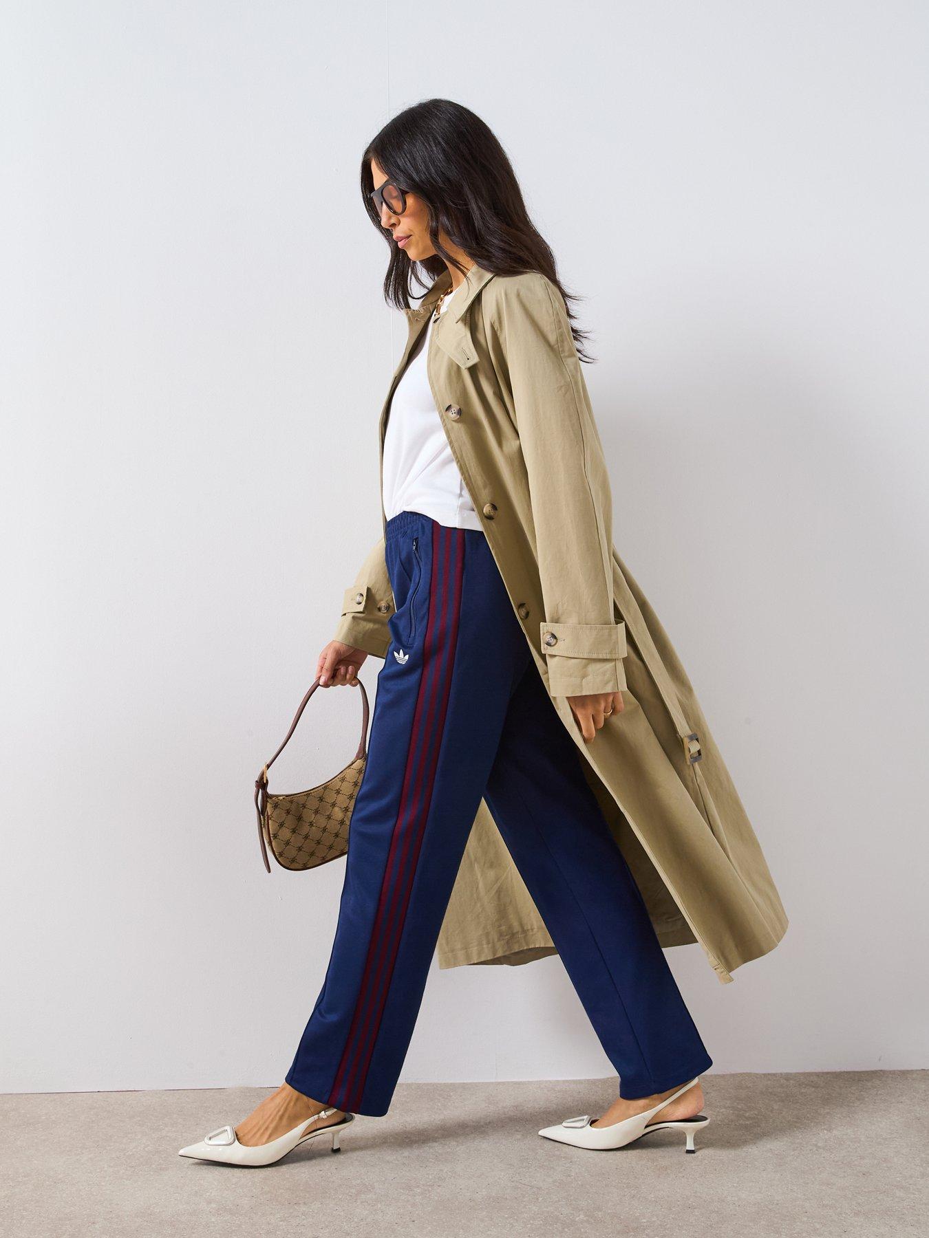 Image 3 of 6 of adidas Originals Women's Graphic Crest Tracksuit Pants - Blue