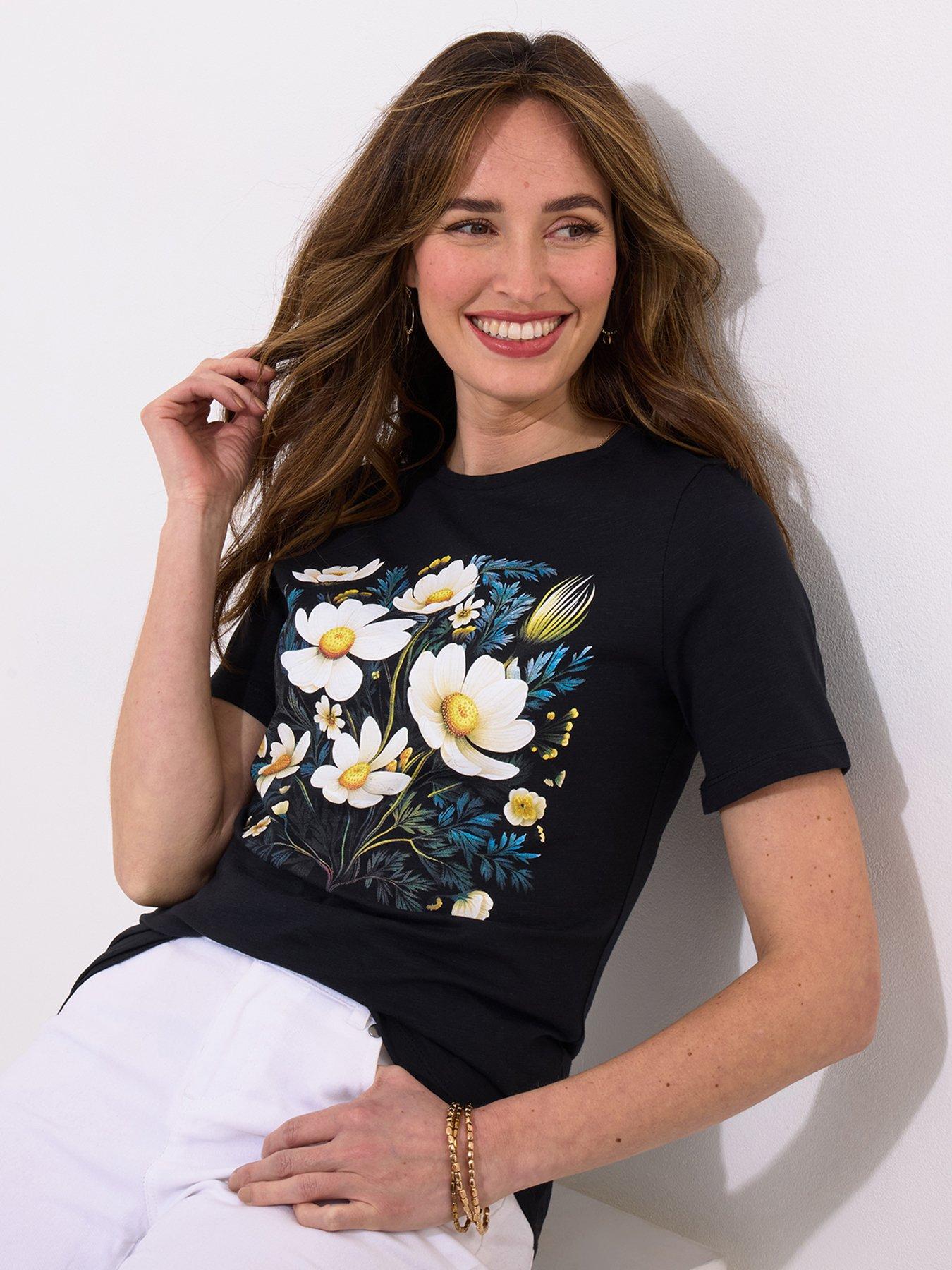 undefined Fancy Floral Graphic Tee - Black
