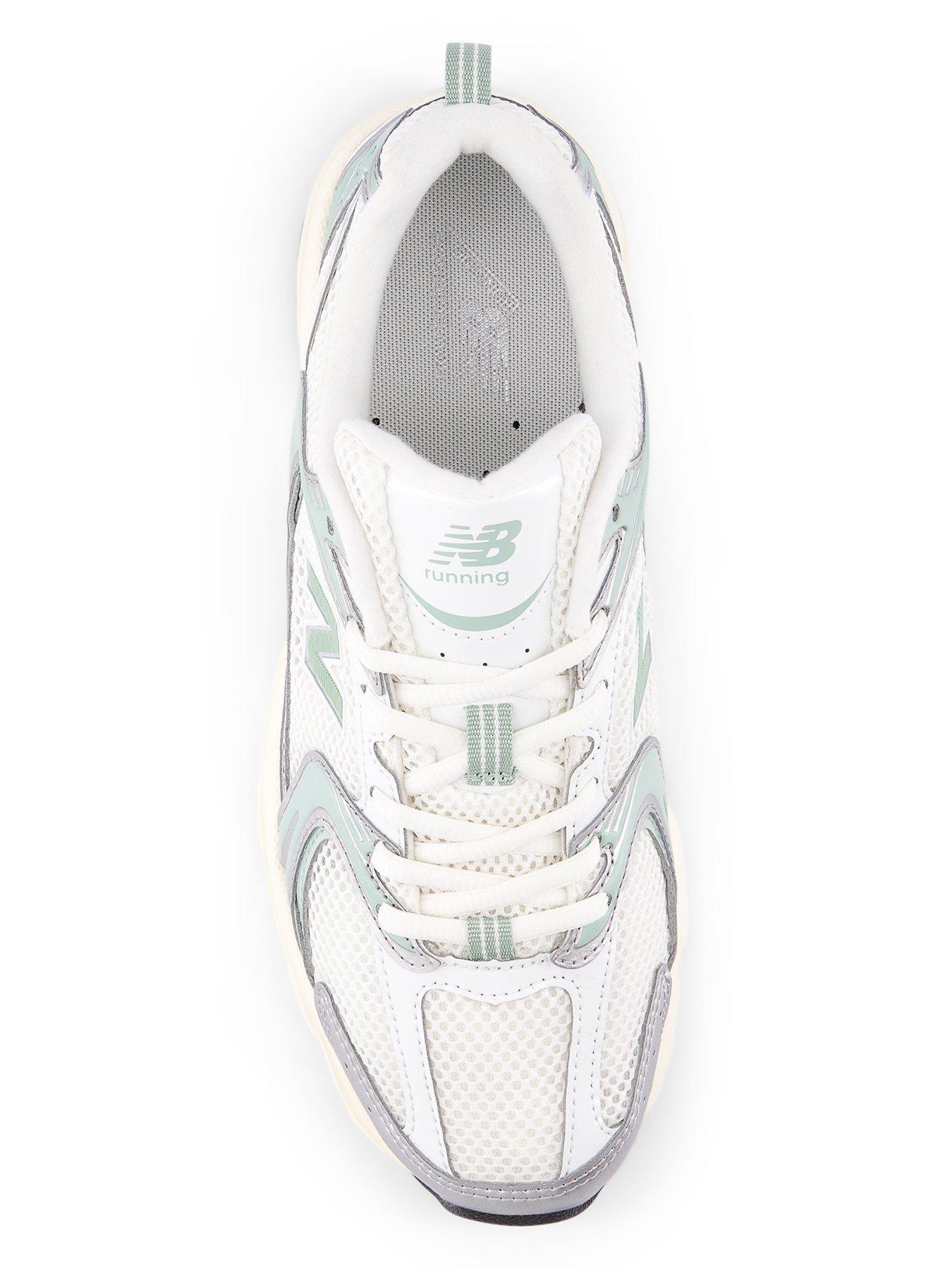 Image 3 of 5 of New Balance Women's 530 Trainers - White/green