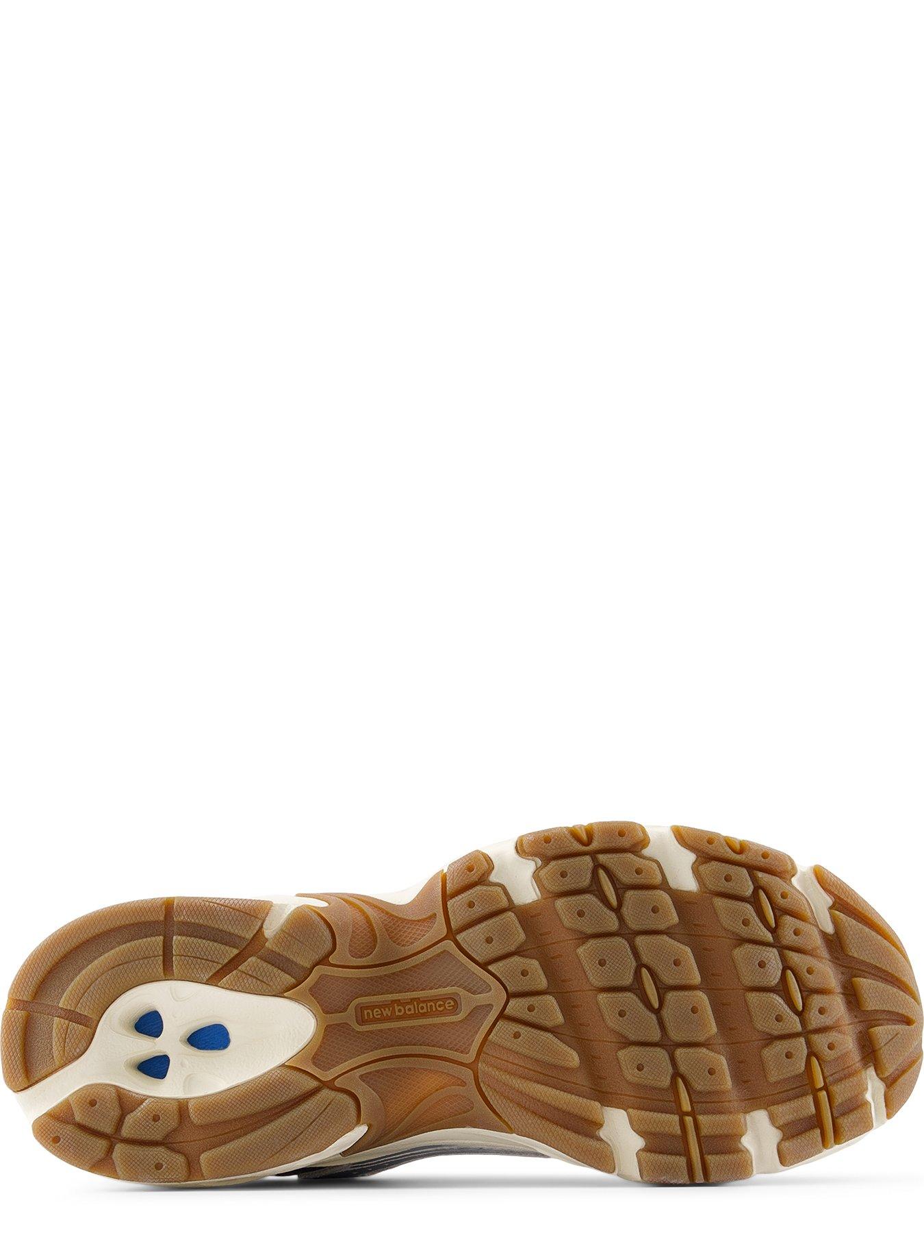  image of new-balance-junior-530-trainers-grey