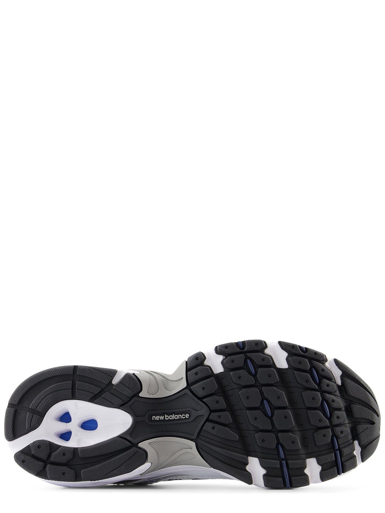 Image 4 of 5 of New Balance Junior 530 Trainers - White