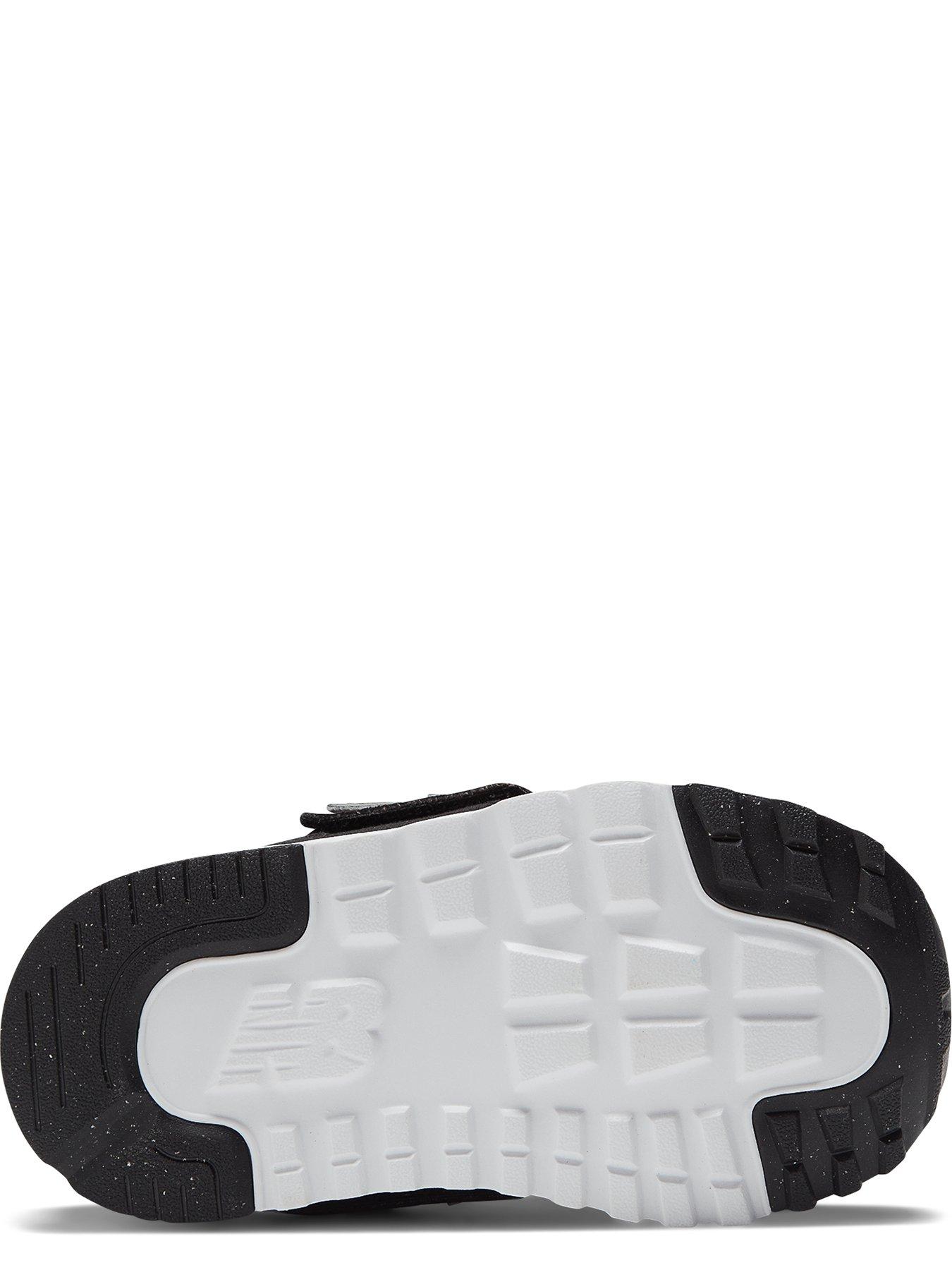 Image 5 of 7 of New Balance Toddler 574 Trainers - Black