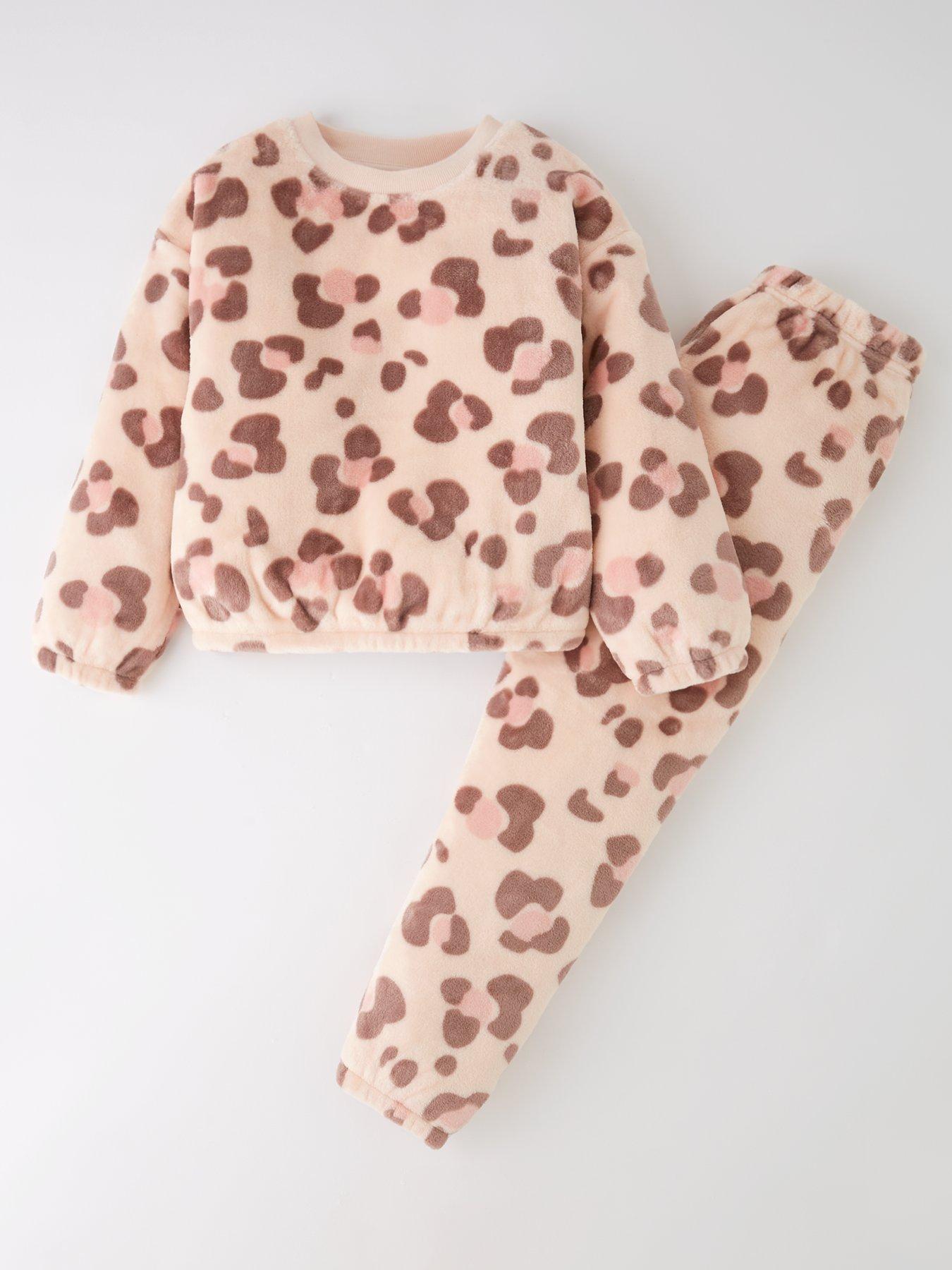 the-very-collection-girls-animal-print-fleece-pj-set-multi