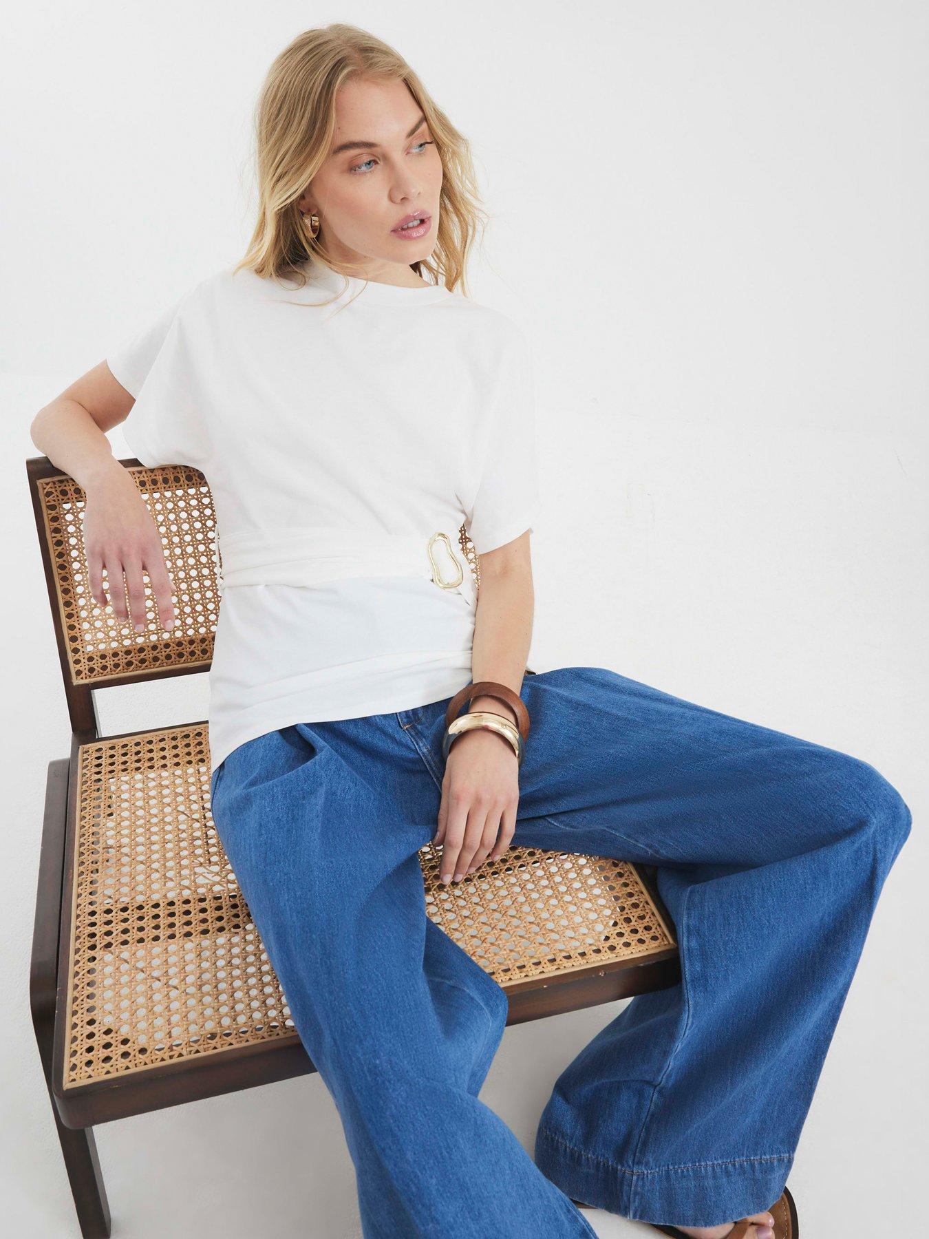 undefined Short Sleeve Belted T-Shirt - White