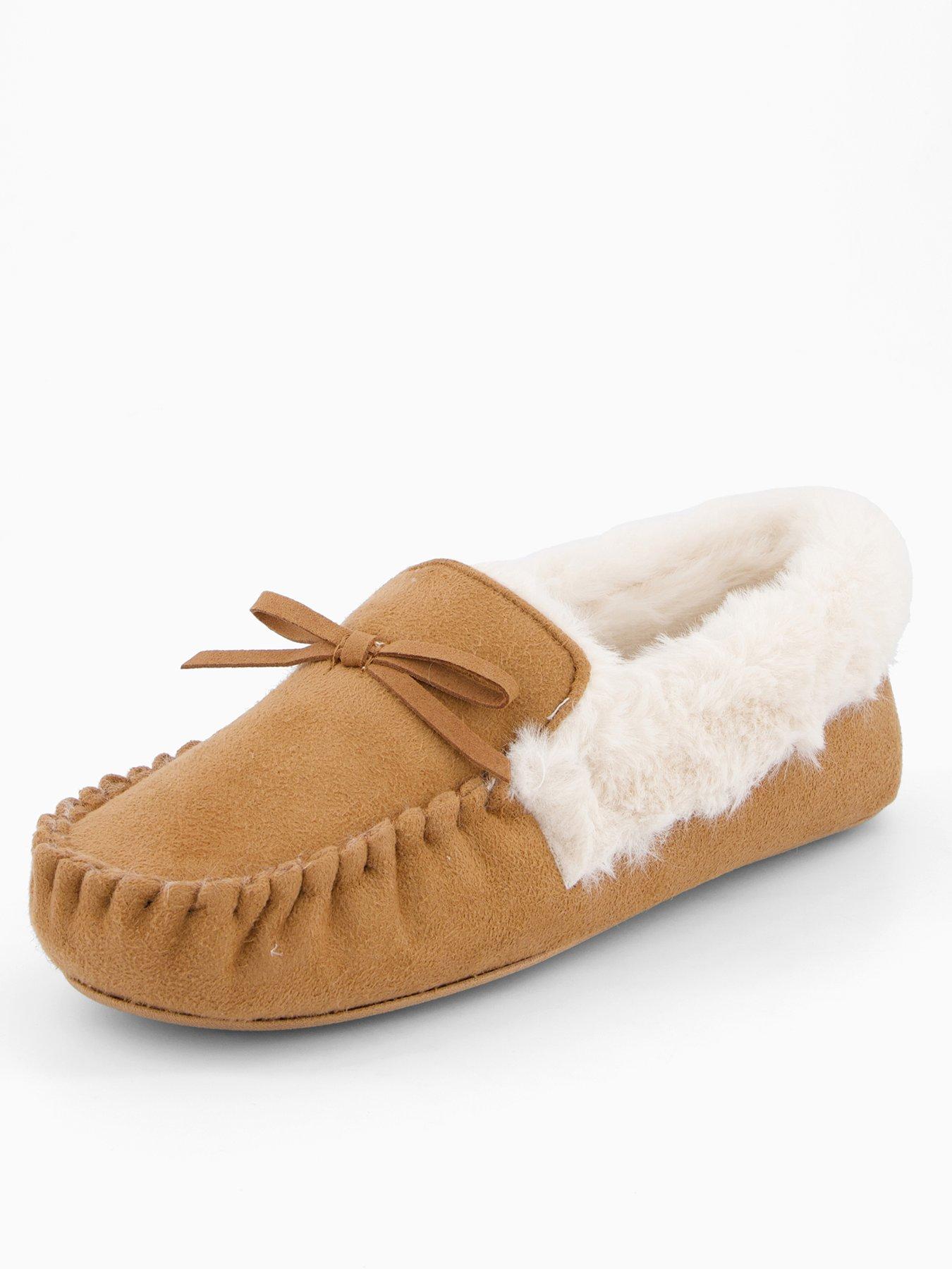 the-very-collection-moccasin-slippers-tan