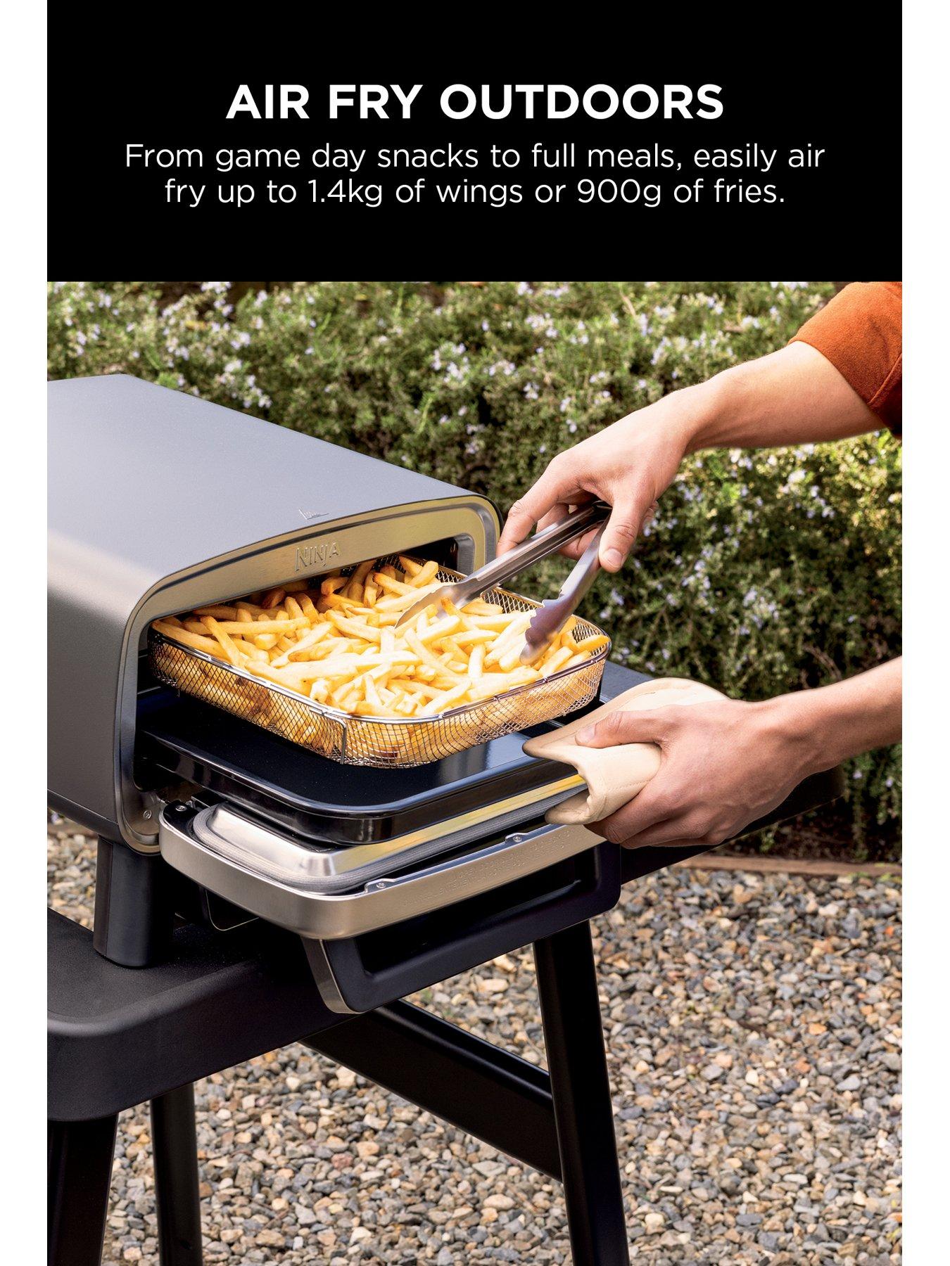 Image 7 of 8 of NINJA Artisan Outdoor Pizza Oven &amp; Air Fryer -&nbsp;MO201UK