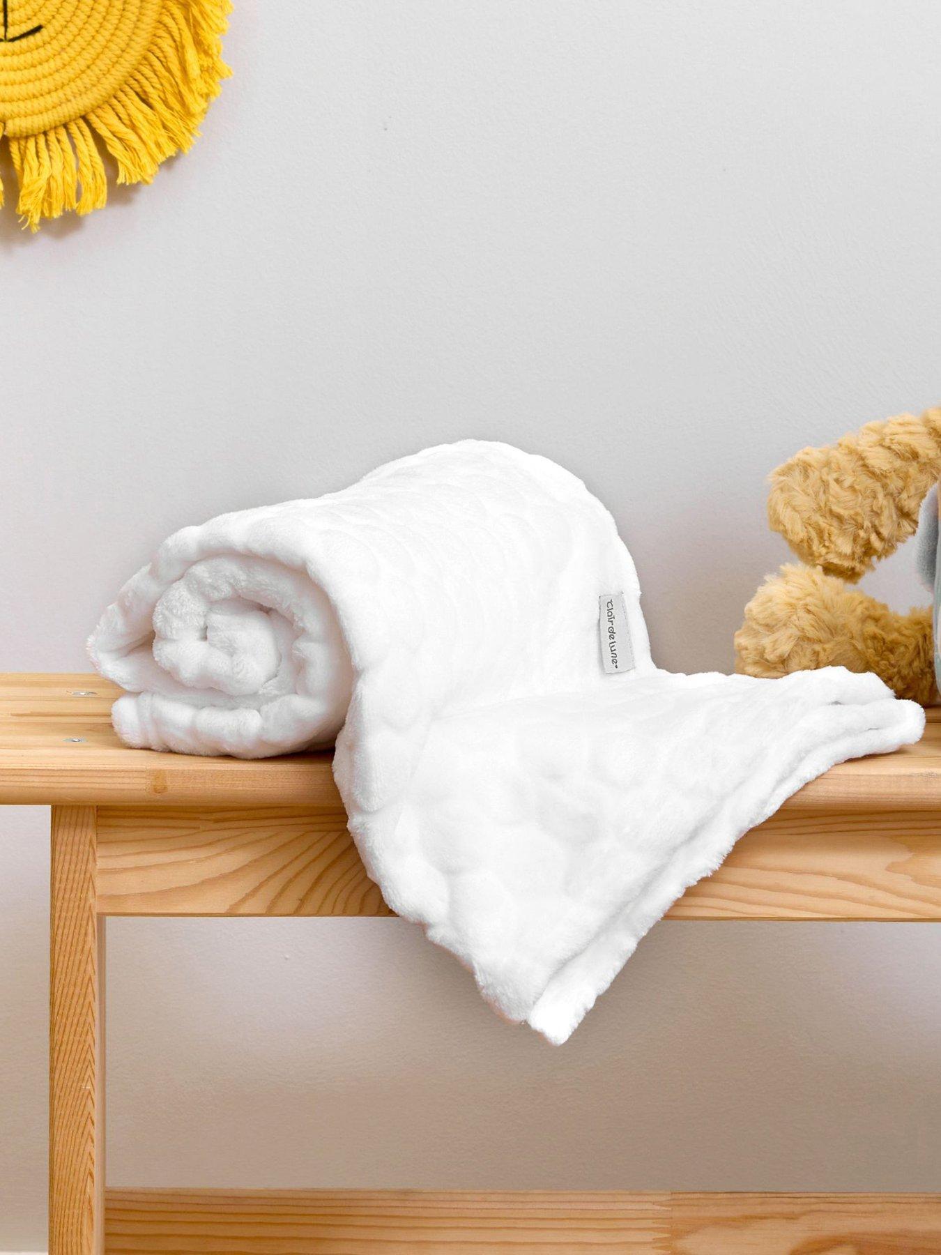 Image 1 of 7 of Clair De Lune Marshmallow Blanket&nbsp;- White