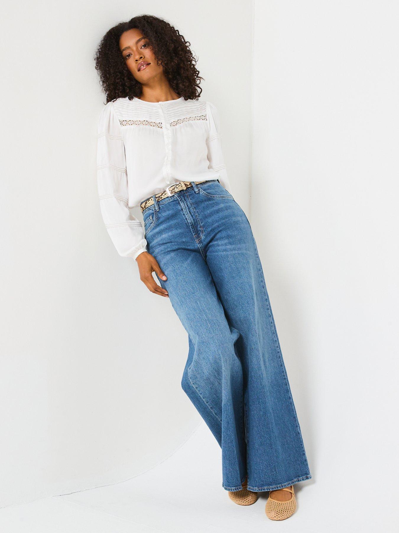 Image 3 of 6 of V by Very Pleated Broderie Detail Blouse - White