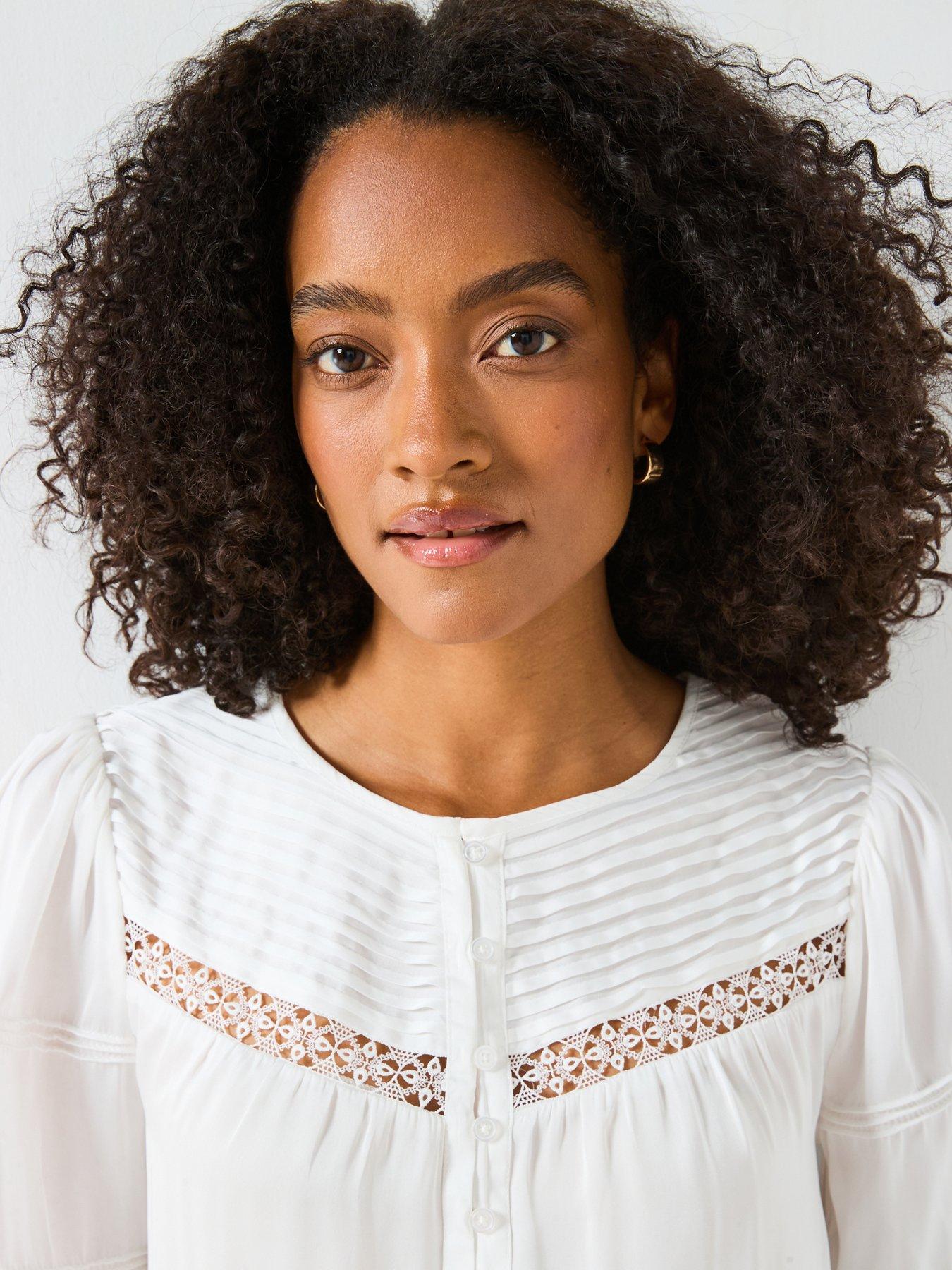 Image 6 of 6 of V by Very Pleated Broderie Detail Blouse - White