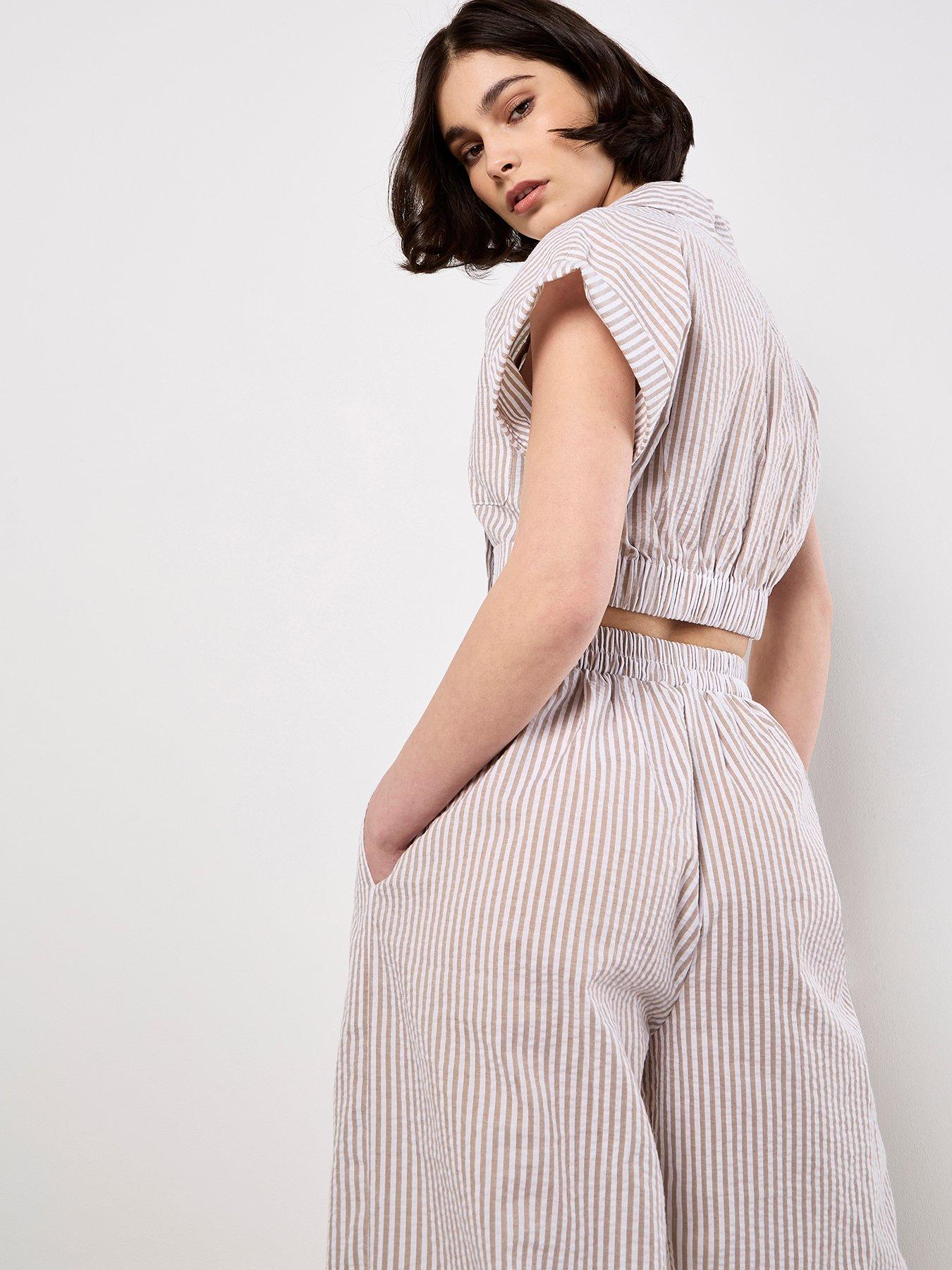 stillFront image of apricot-stripe-seersucker-crop-top-cream