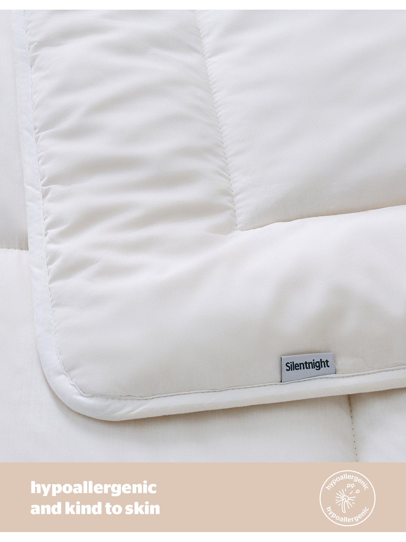 Image 6 of 7 of Silentnight Luxury Natural Wool Heavyweight Duvet