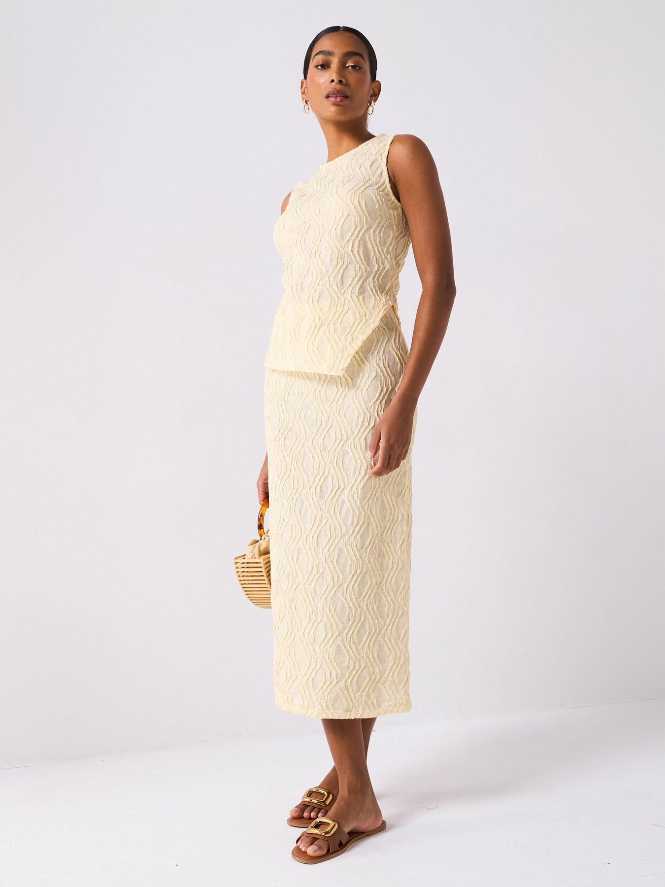 Image 3 of 6 of V by Very Textured Midaxi Skirt Co-Ord - Yellow