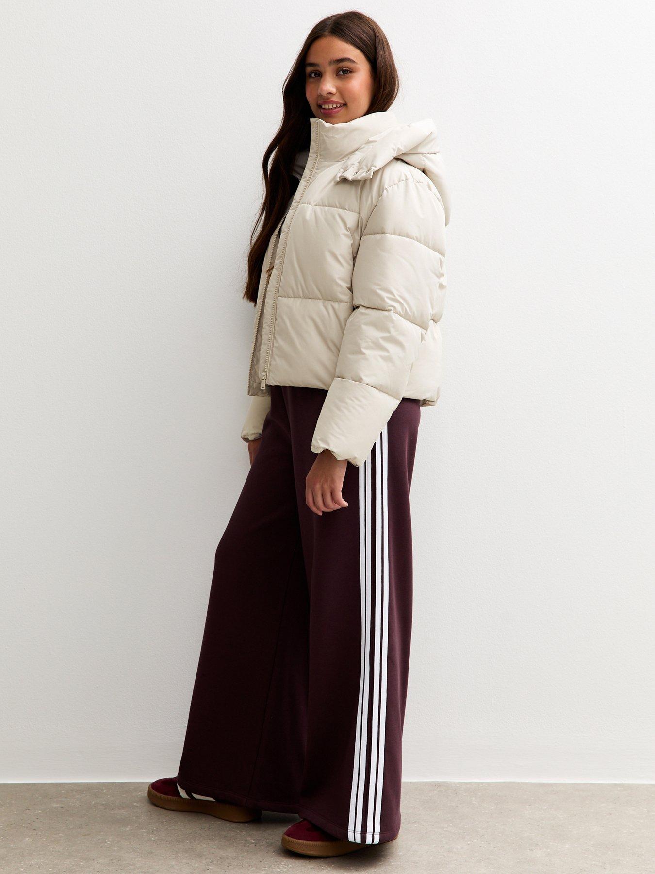 Image 3 of 4 of New Look 915 Girls Oversized Padded Jacket - Cream
