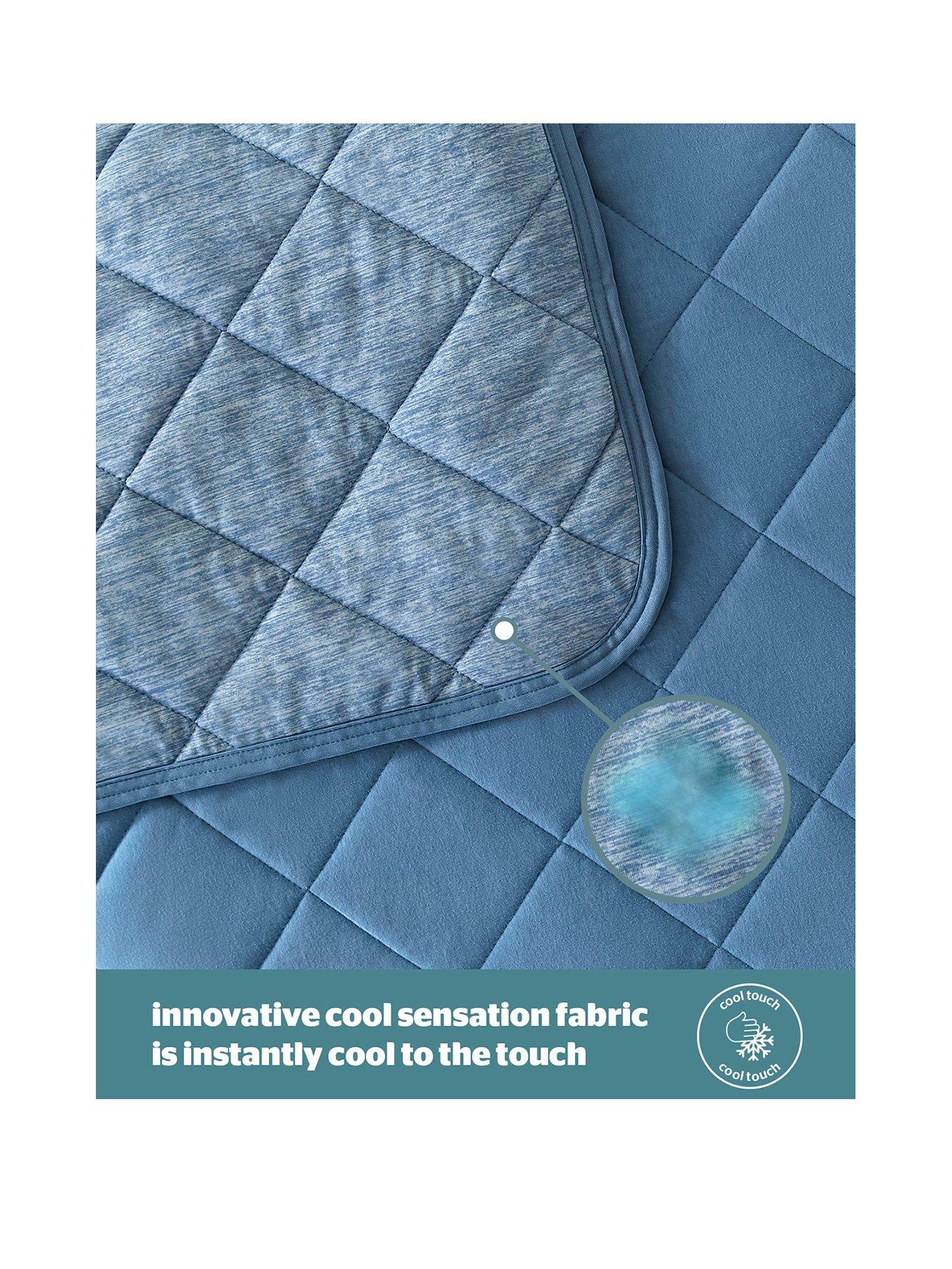 Image 2 of 7 of Silentnight Restore Cooling Summer Throw - Blue