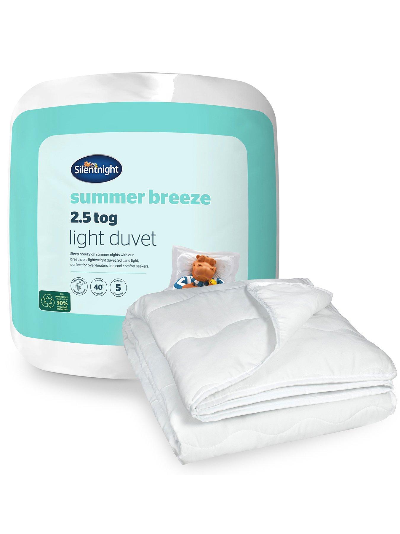  image of silentnight-summer-breeze-lightweight-duvet-25-tog