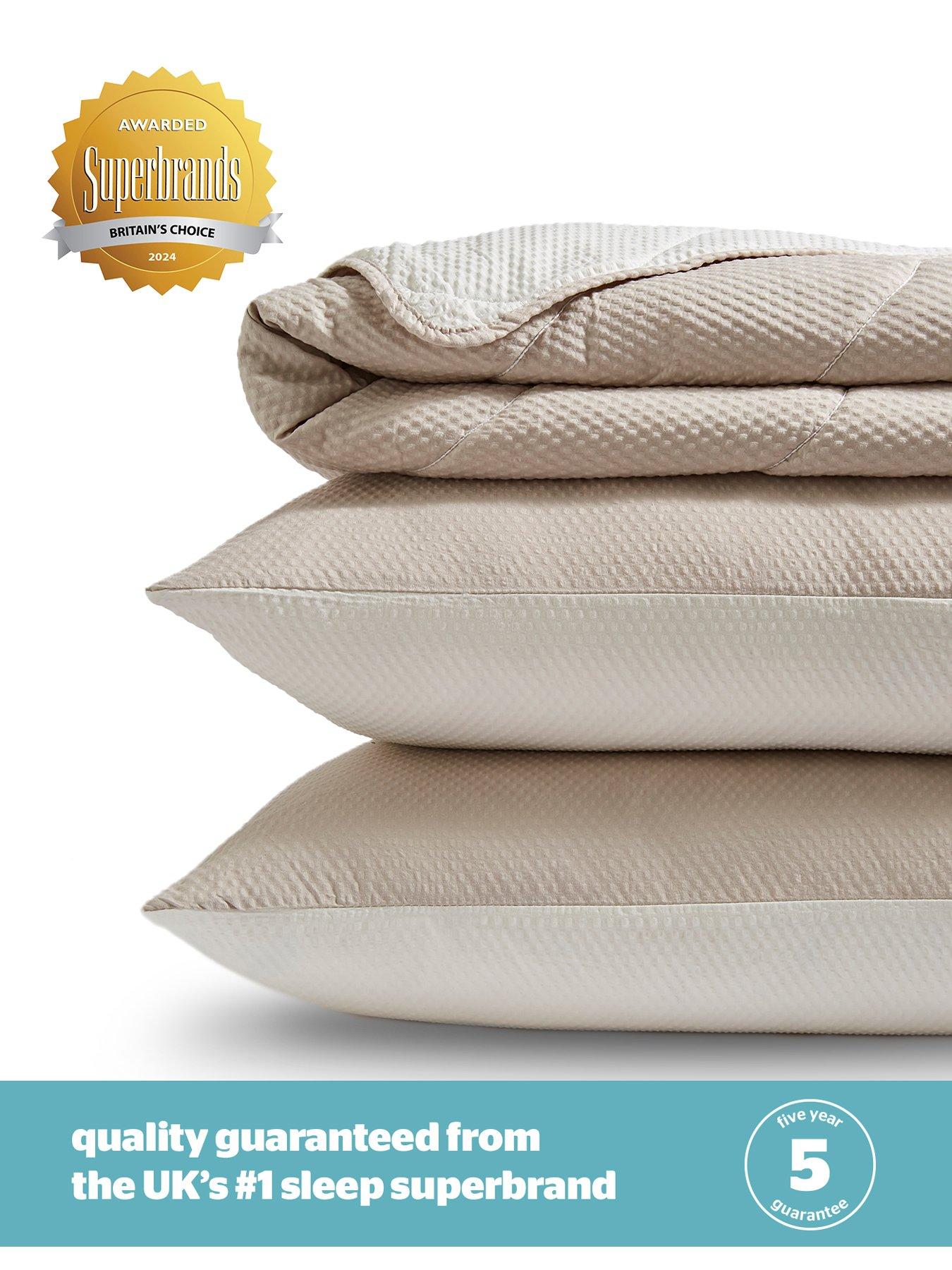  image of silentnight-summer-breeze-25-tog-seersucker-reversible-coverless-duvet-amp-pillowcase-set-creamtaupe