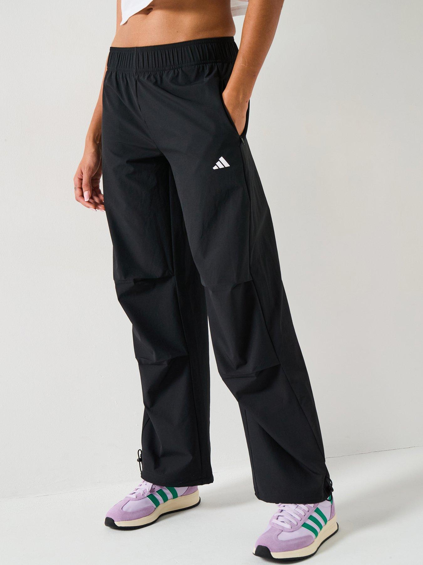 undefined Womens Training Essentials Woven Pants - Black