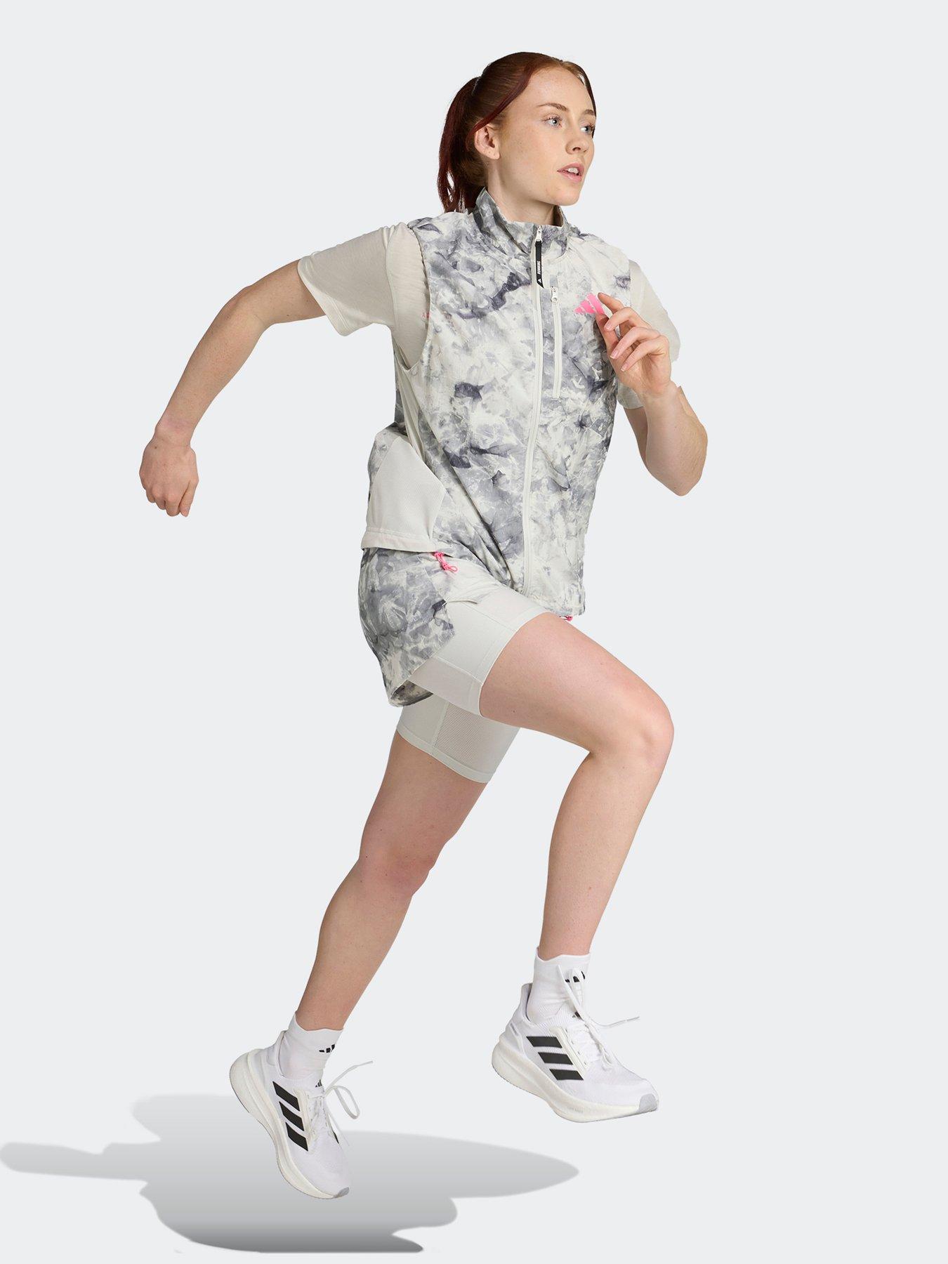 Image 3 of 5 of adidas Womens Running Own The Run Printed Gilet - Grey