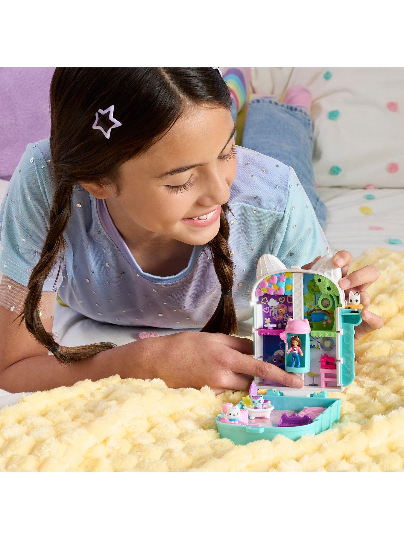 stillFront image of polly-pocket-micro-dolls-and-playset-gabbys-dollhouse-compact-with-9-accessories-pet-cat-friends