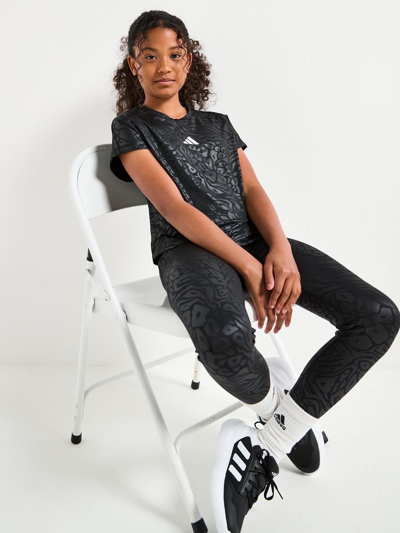 Image 3 of 6 of adidas Girls Junior Training Print T-Shirt - Black