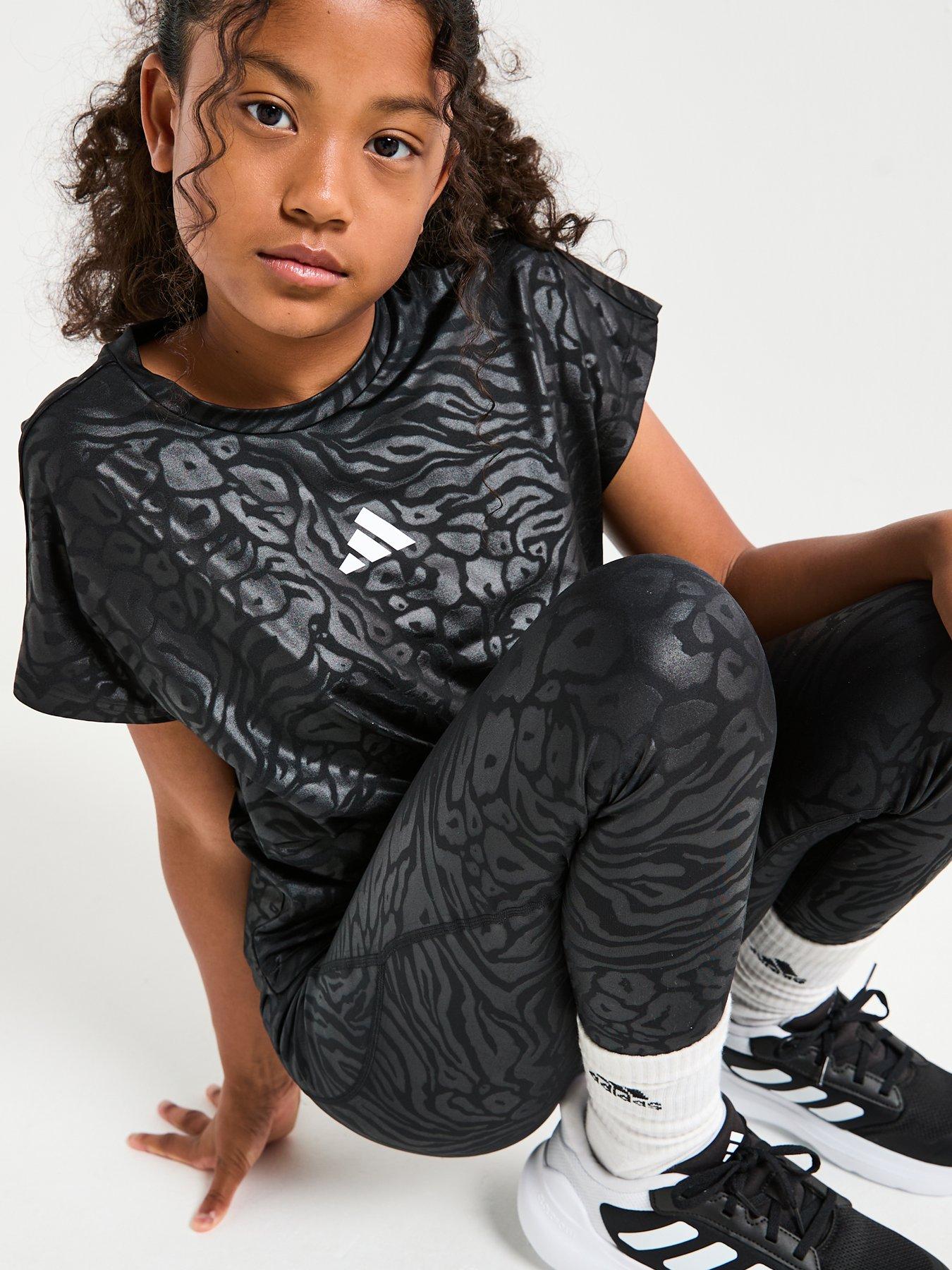 Image 5 of 6 of adidas Girls Junior Training Print T-Shirt - Black