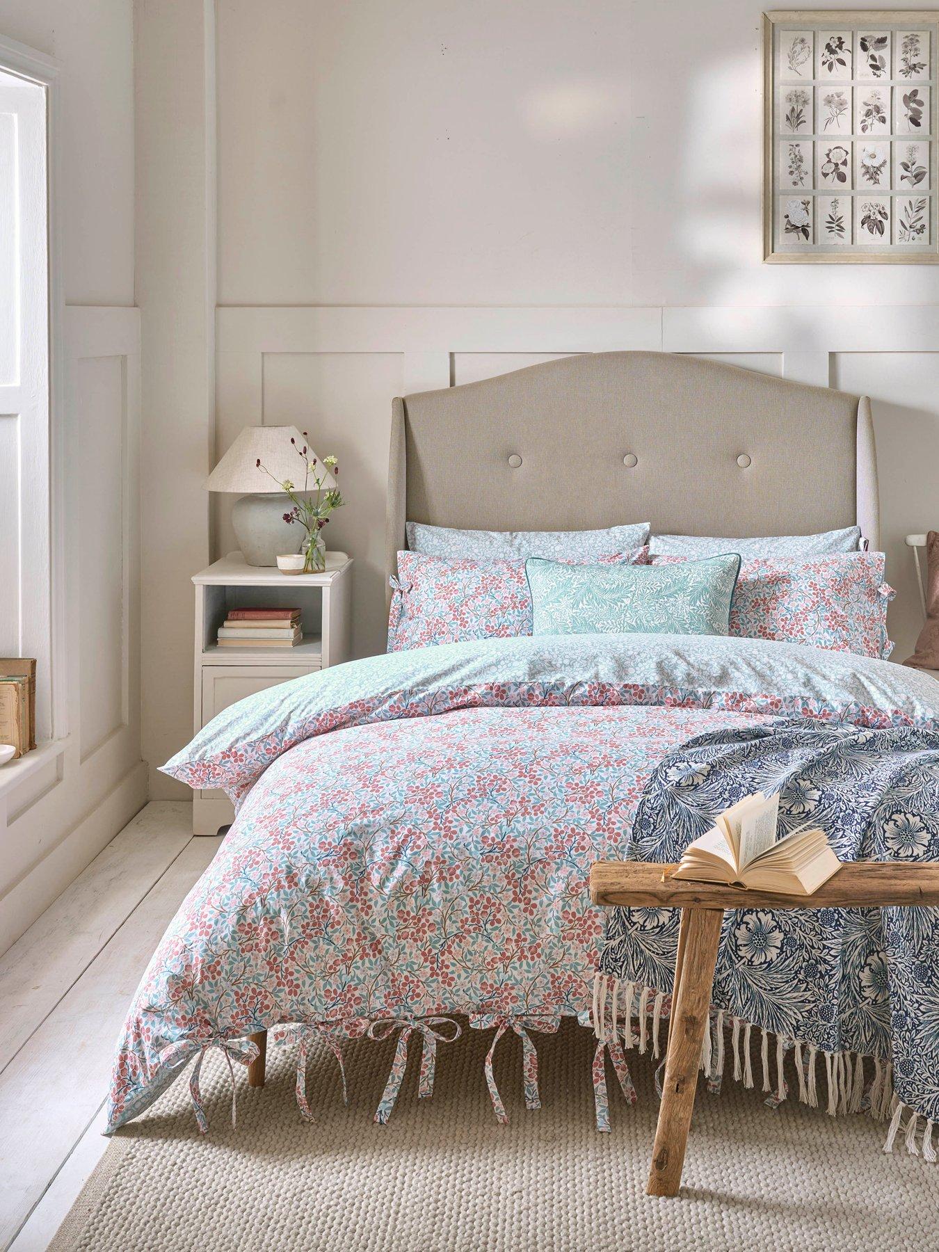 william-morris-at-home-clover-100-cotton-duvet-cover-set