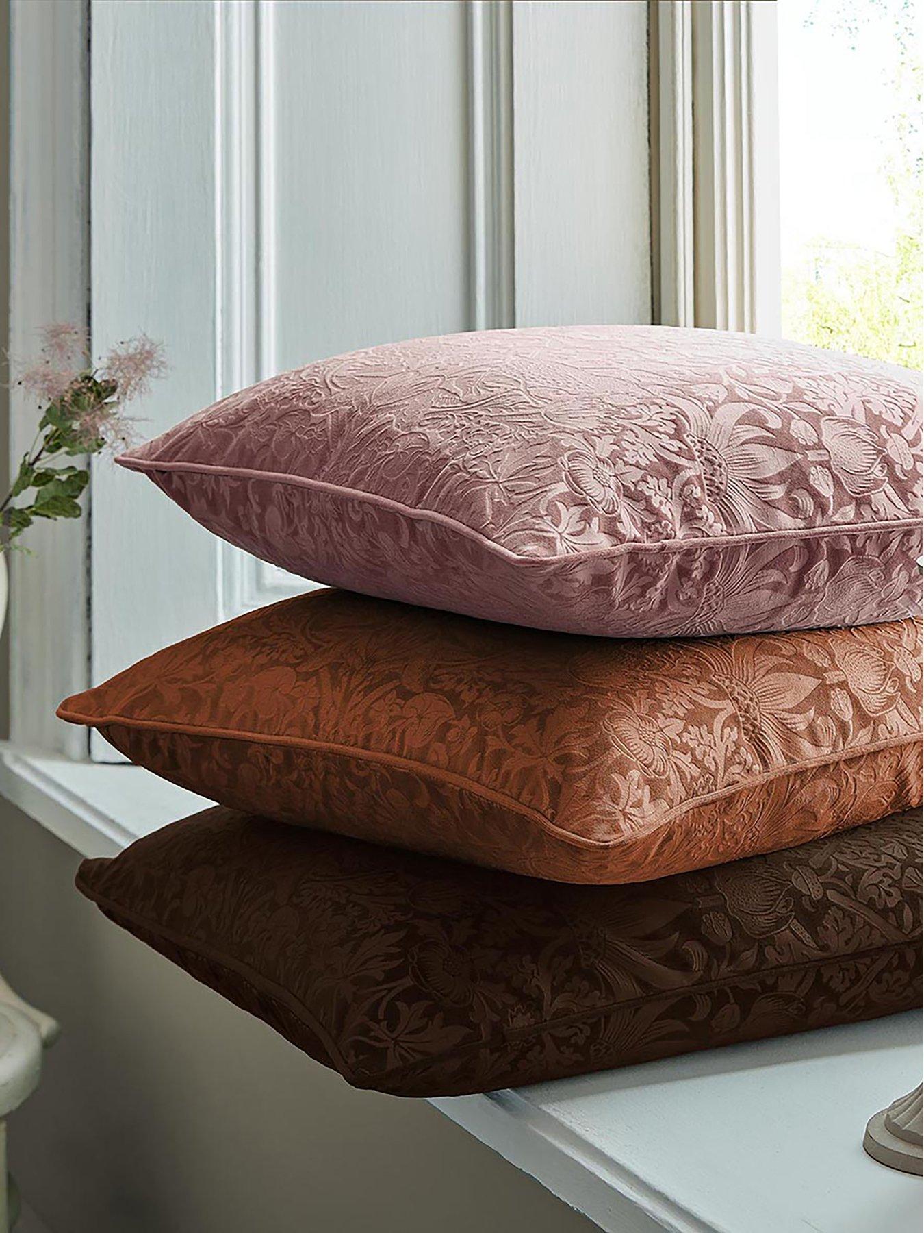 front image of william-morris-at-home-strawberry-thief-embossed-cushion-in-tearose