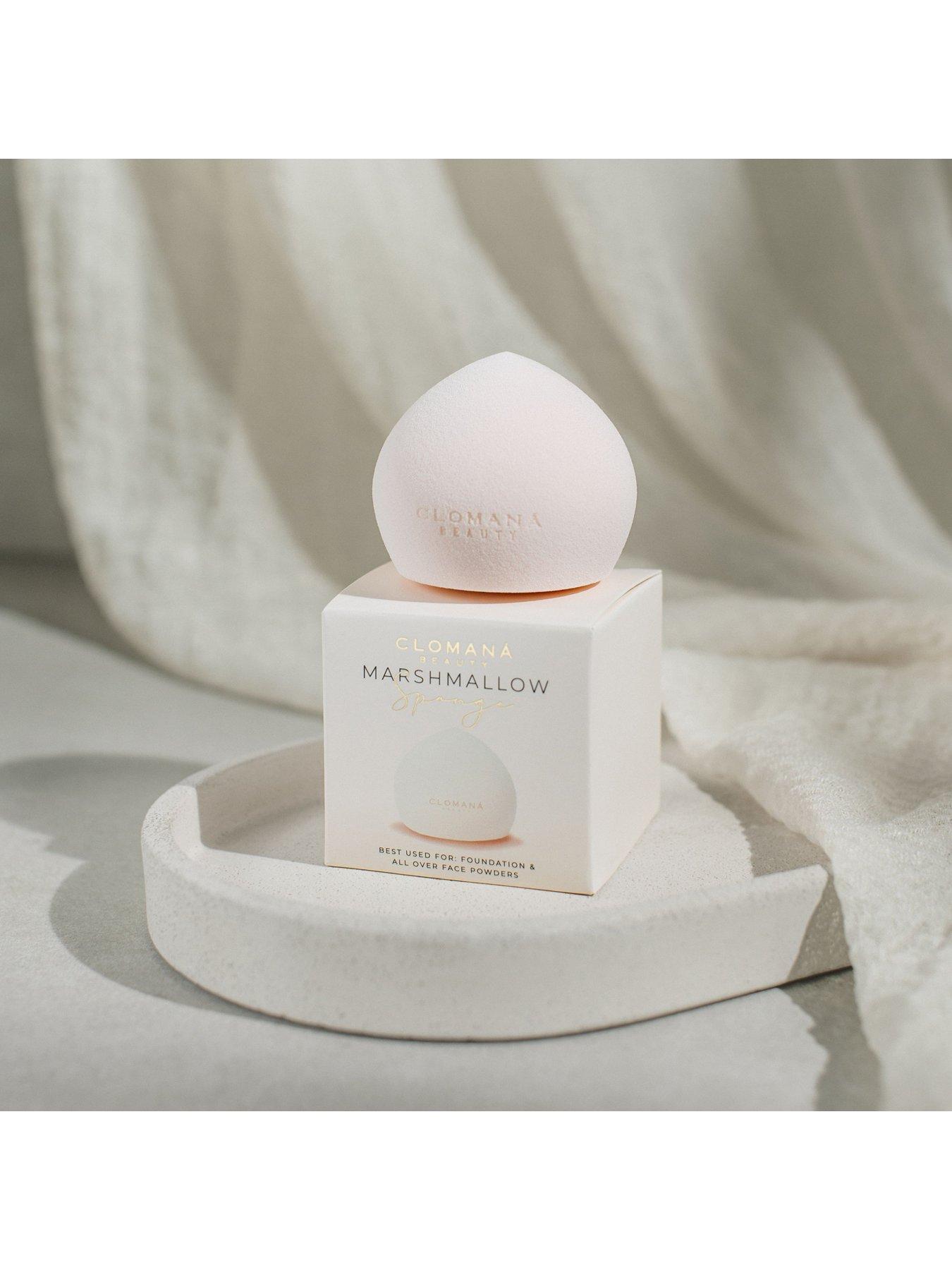 Image 3 of 4 of Clomana Marshmallow Smooth &amp; Blur Gift Set