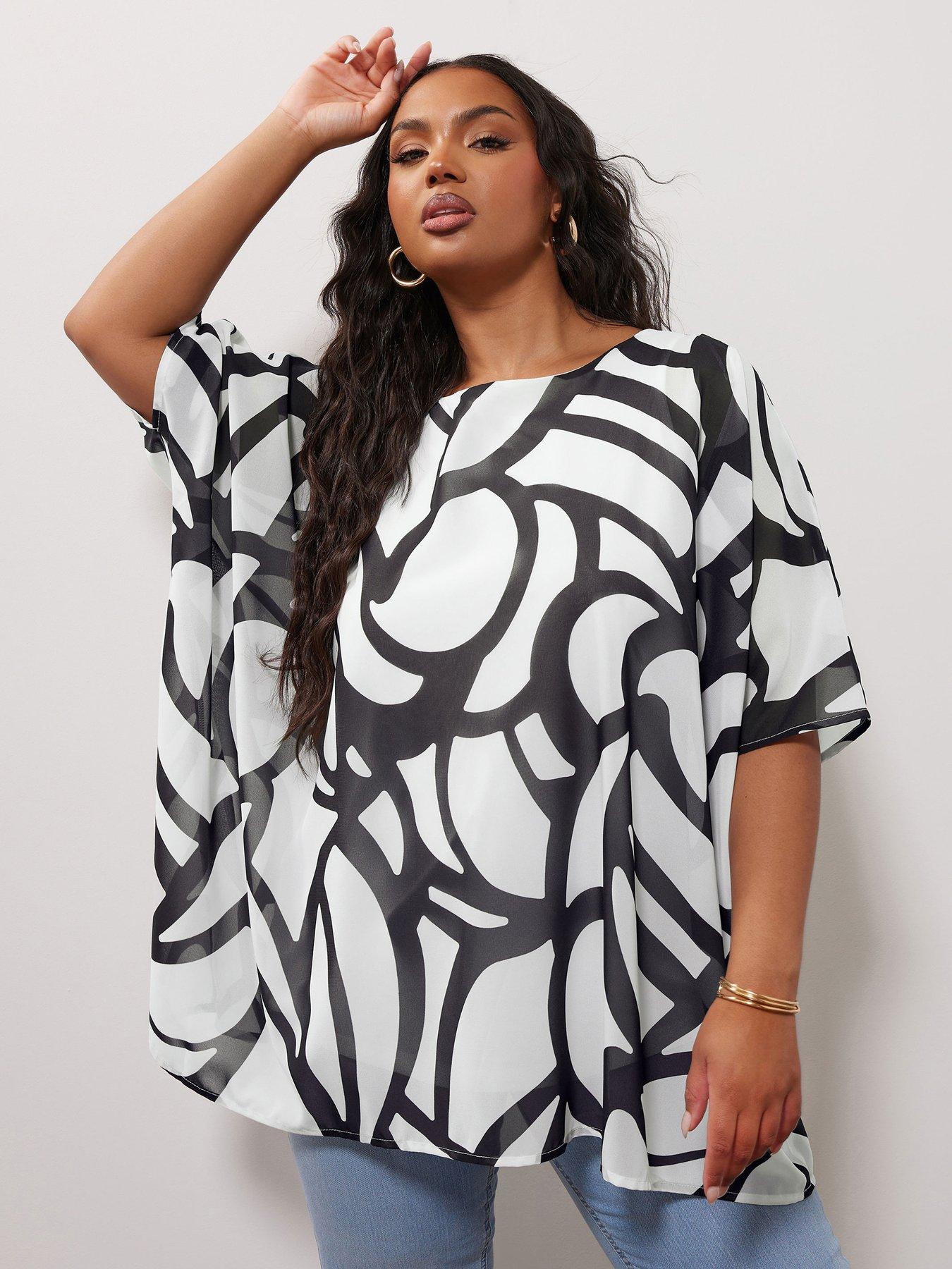 undefined Curve Mono Geo Cape Top - White