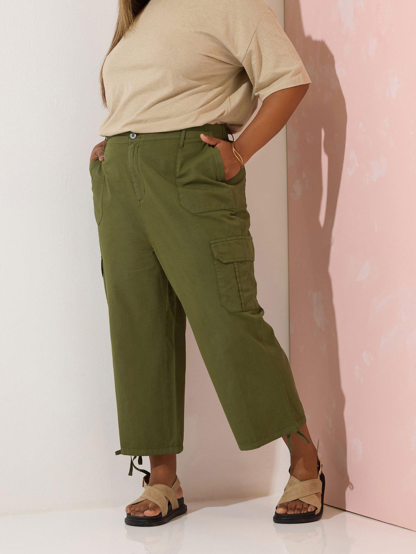 undefined Curve Woven Cargo Crop Trouser - Green